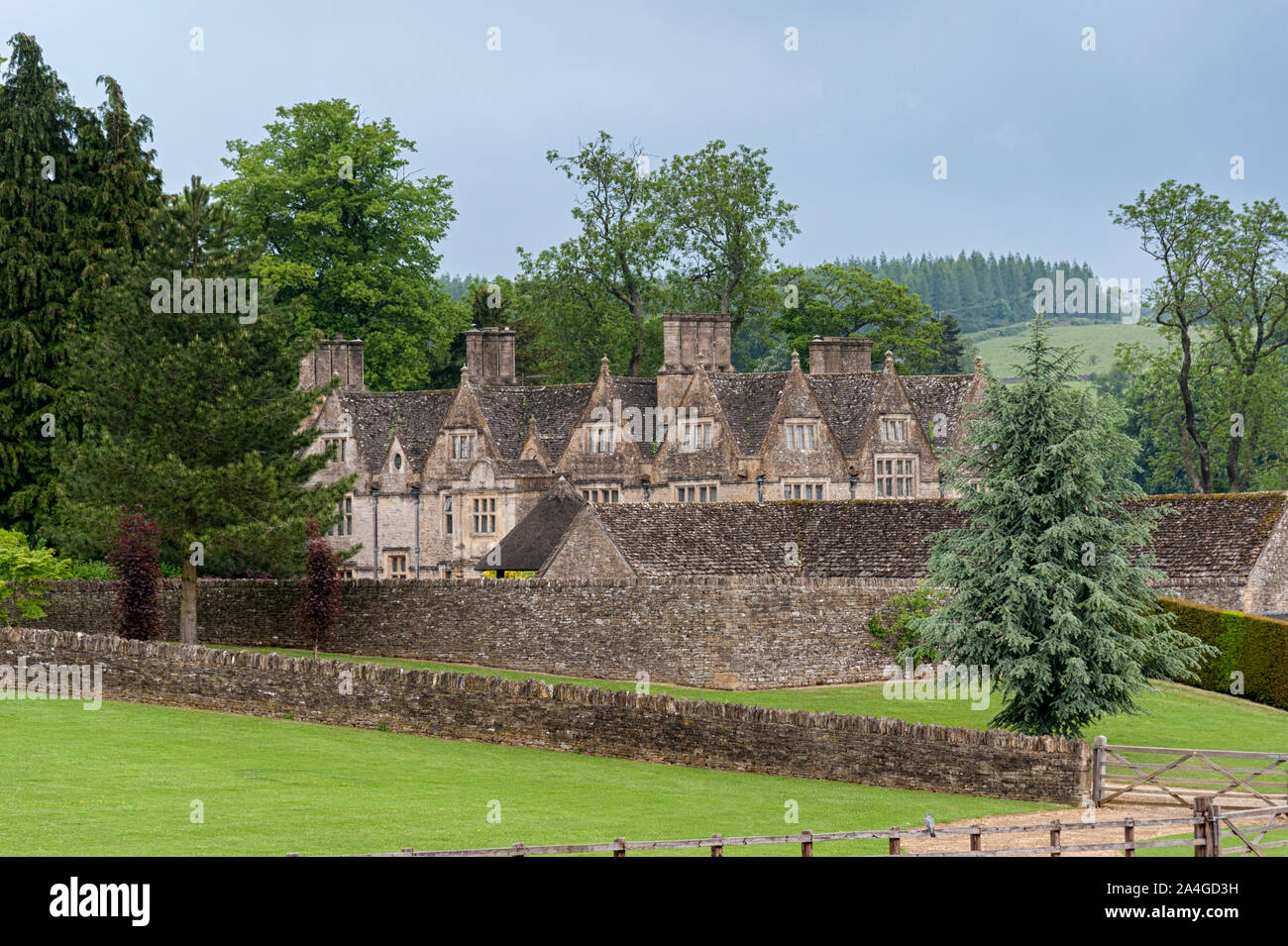 The Upper Slaughter Manor House is a picturesque Elizabethan manor set ...