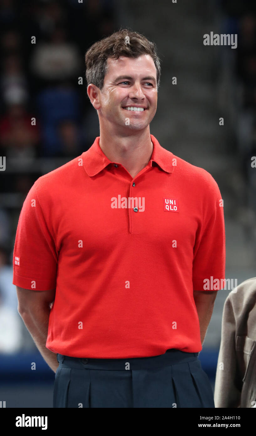 Tokyo, Japan. 14th Oct, 2019. Japan's apparel giant Uniqlo ambassador  Australian golfer Adam Scott smiles as Uniqlo holds a charity tennis event 