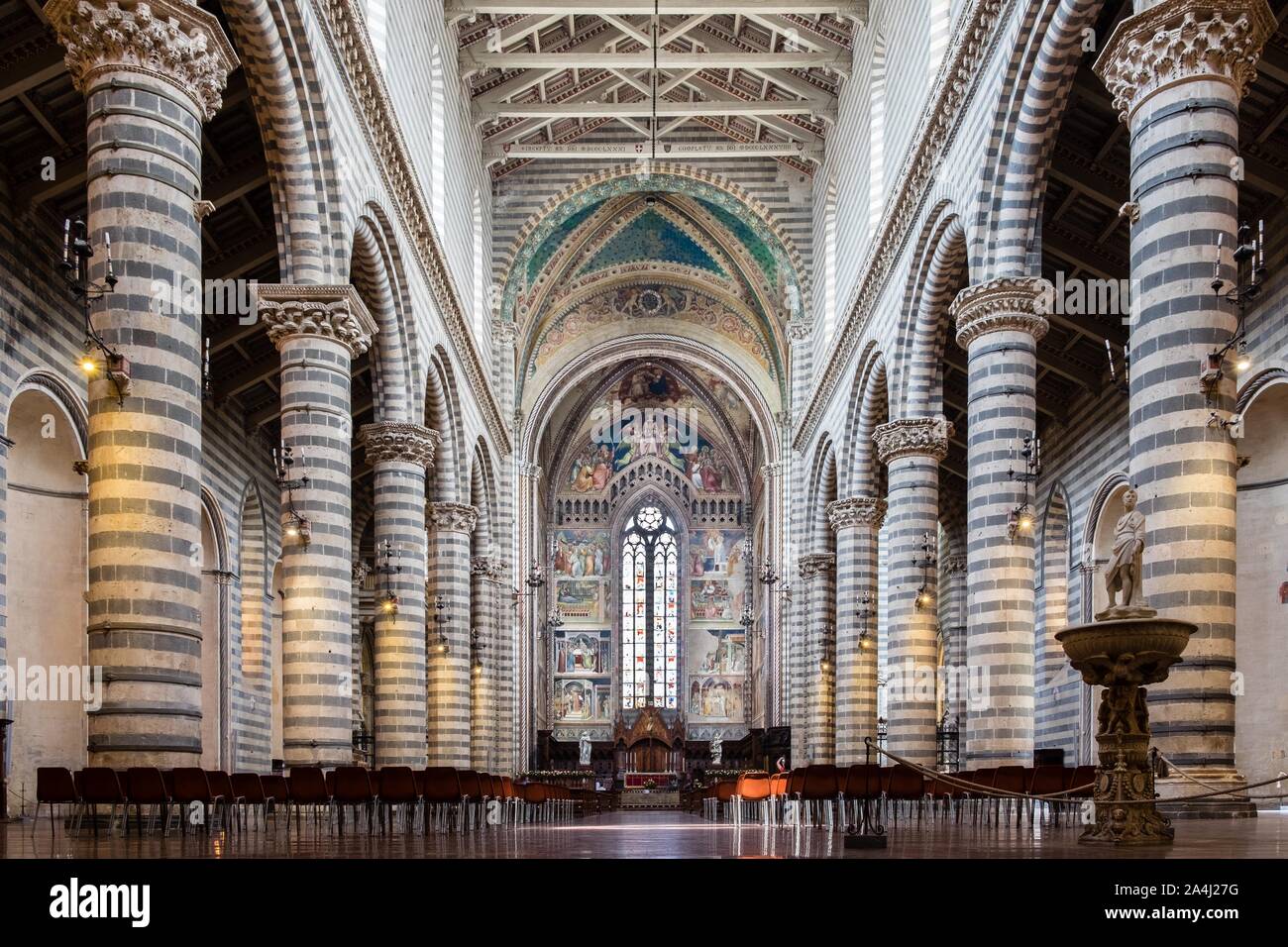 Interior, nave, 14th century, Cathedral Santa Maria Assunta, Orvieto, Umbria, Italy Stock Photo