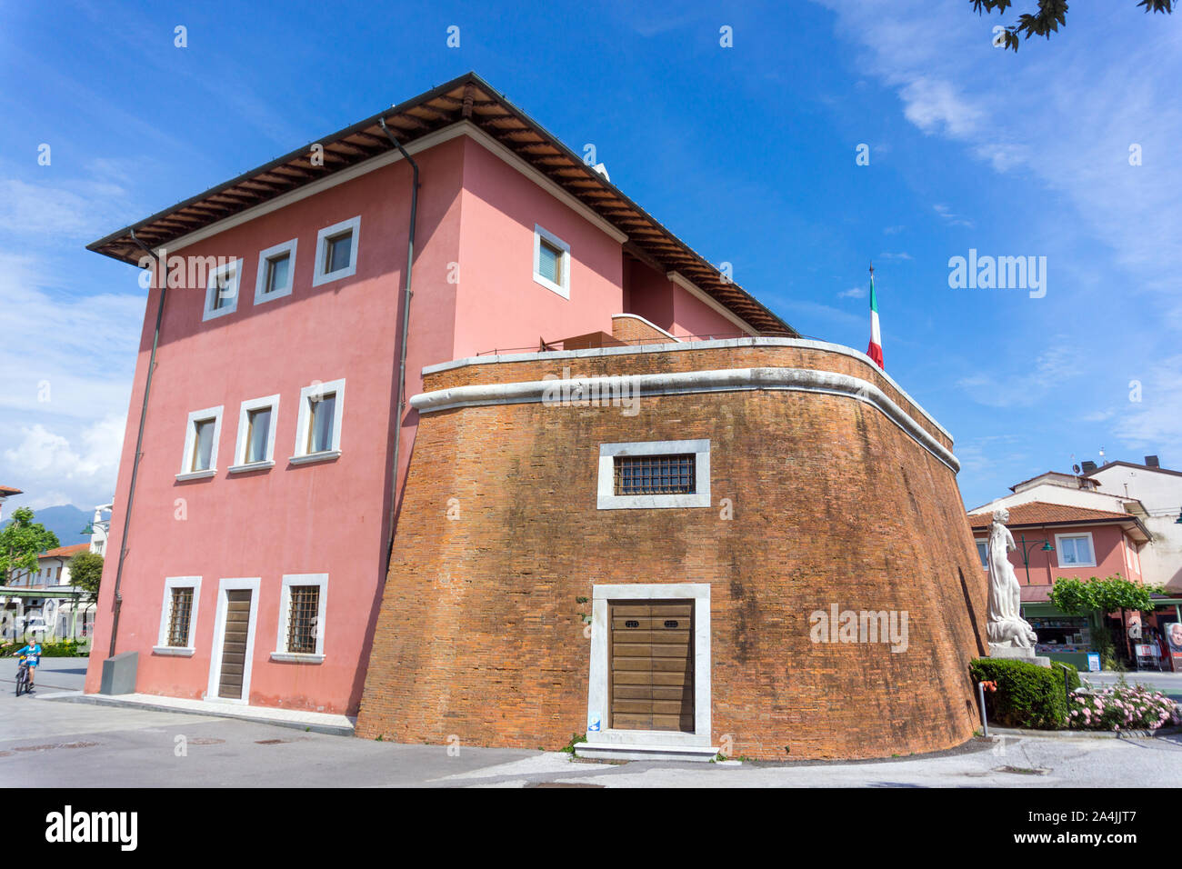 Italy, Tuscany, Forte dei Marmi, Forte Lorenese or "Fortino" in Garibaldi  square Stock Photo - Alamy