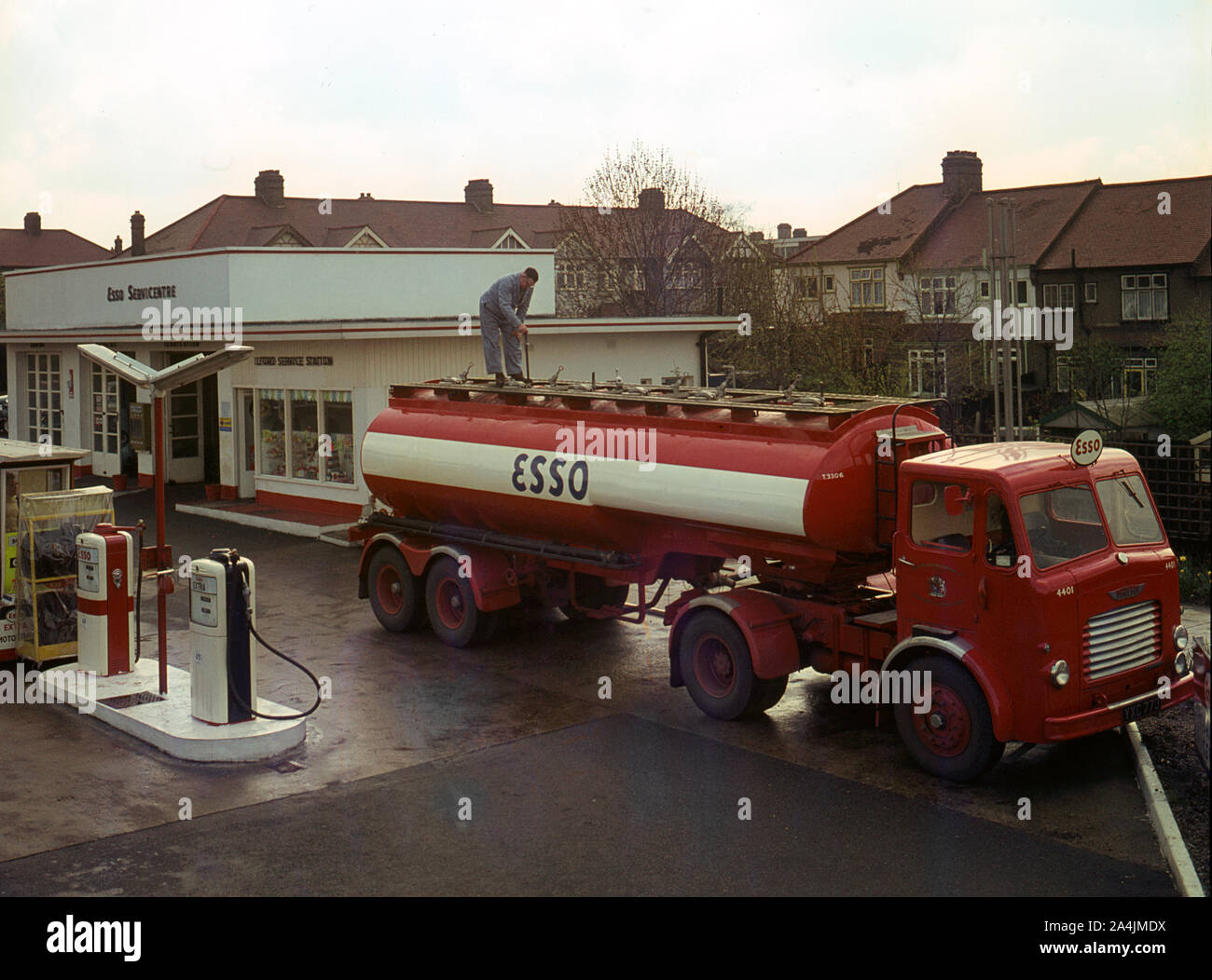 Esso petrol delivery hires stock photography and images Alamy
