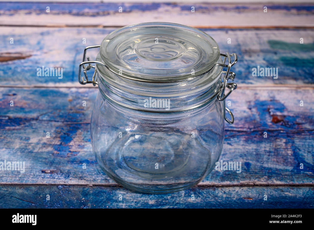 Download Mason Jar Empty High Resolution Stock Photography And Images Alamy
