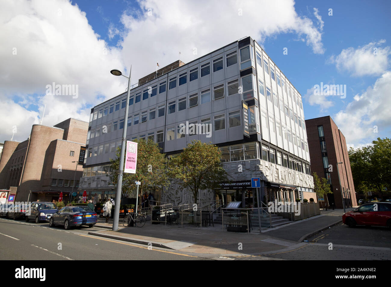 Lma performing arts hires stock photography and images Alamy