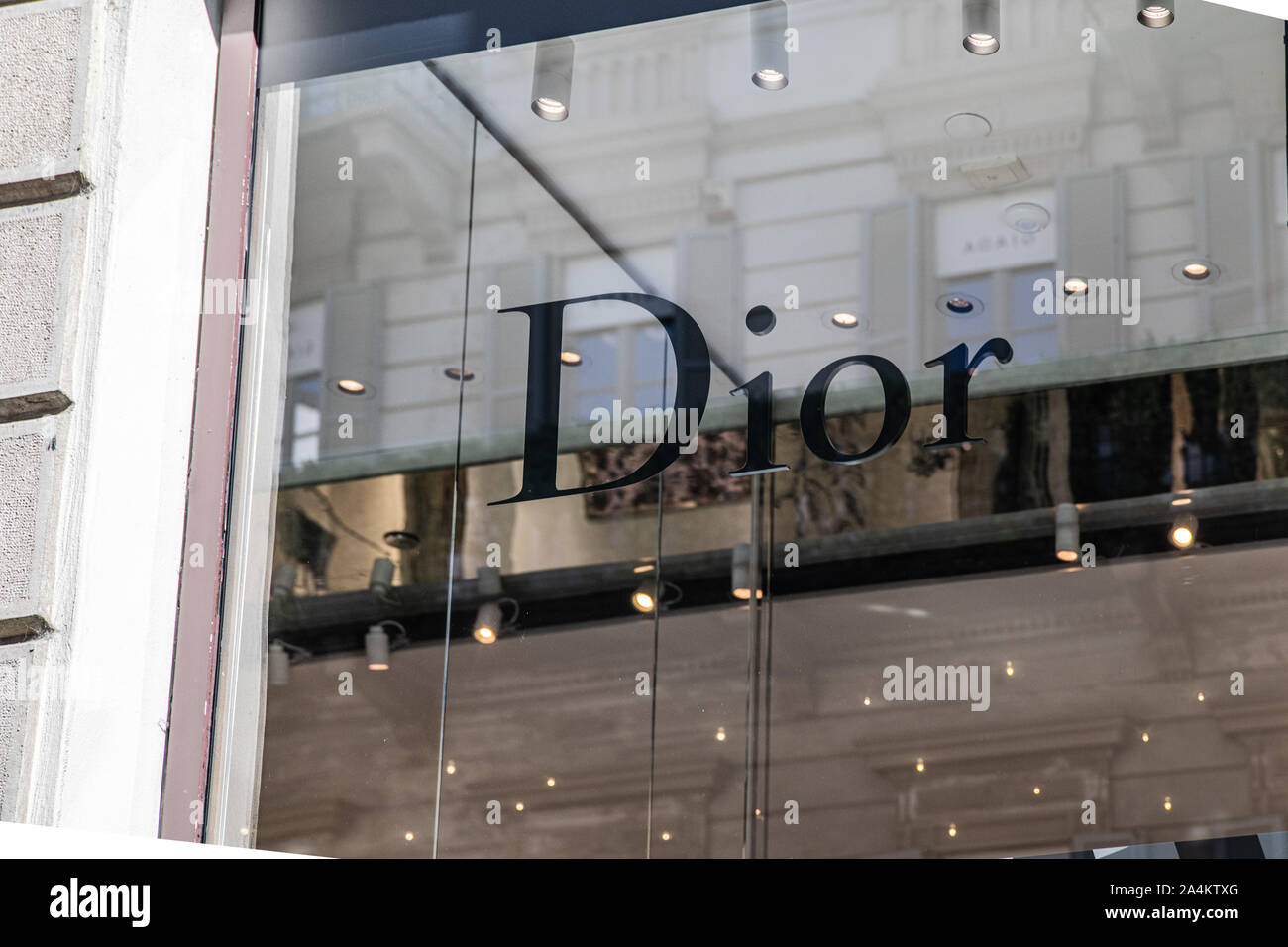Milan, Italy – September 21, 2019: Christian Dior store in Milan.  Montenapoleone area. Fashion week shopping Stock Photo - Alamy