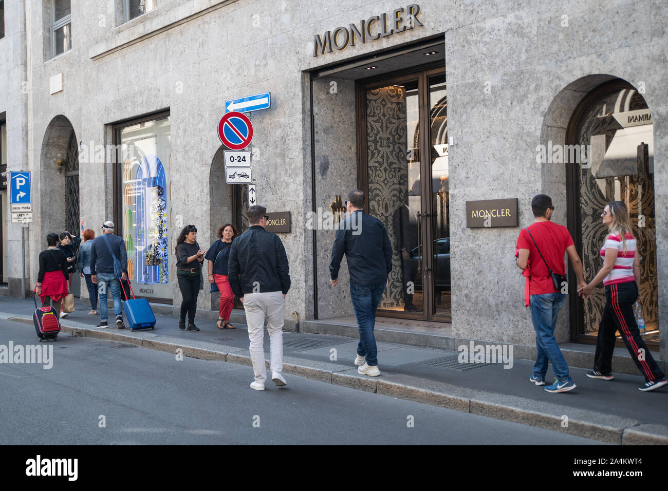 moncler italy