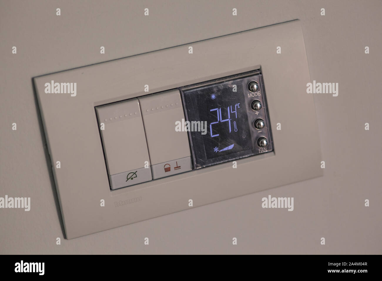 Digital thermostat ready Stock Photo Alamy