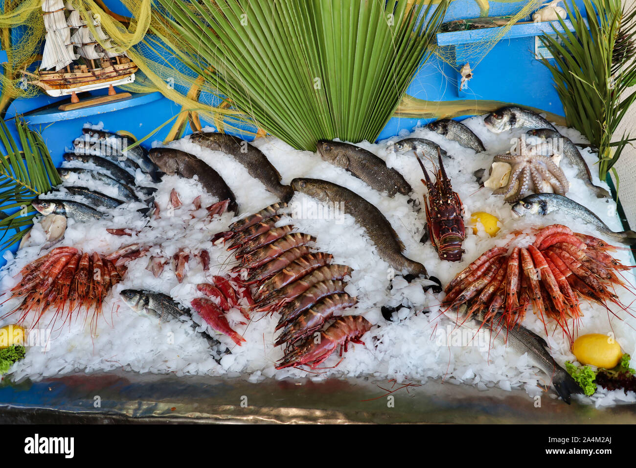 Fresh fish platter outside a restaurant Stock Photo Alamy