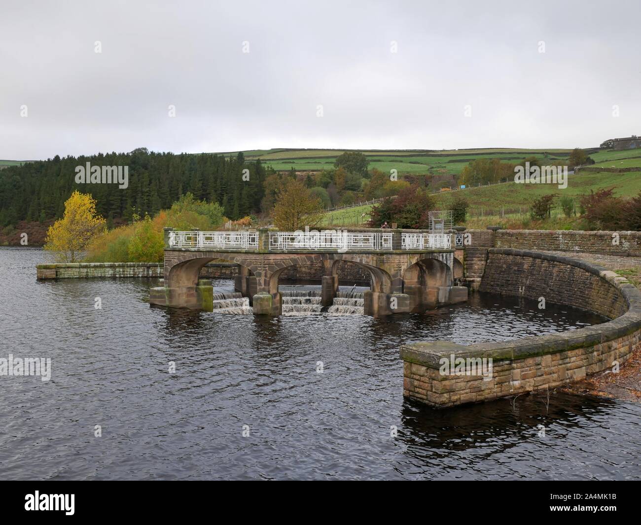 Holmfirth and digley reservoir hires stock photography and images Alamy