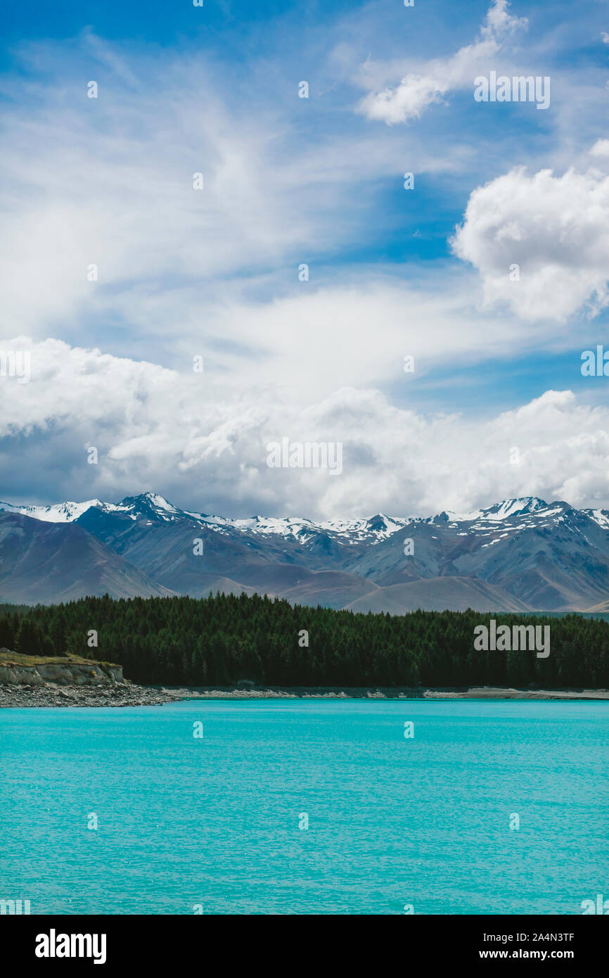 Water mountain cloud hi-res stock photography and images - Alamy