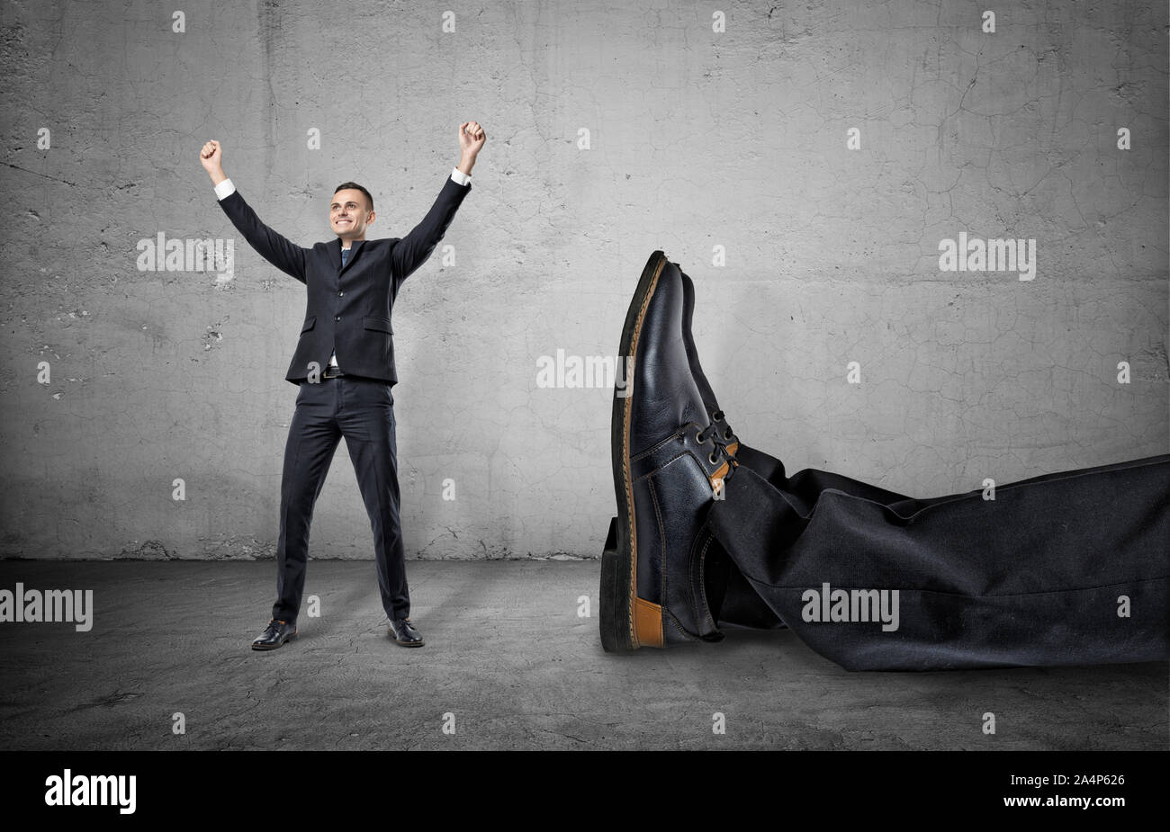 Small man big man business hi-res stock photography and images - Alamy