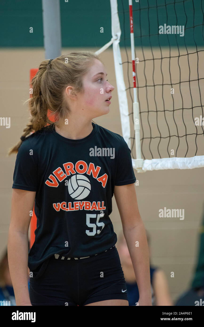 Girls Volleyball game at Savannah Oaks Middle School, Verona Area