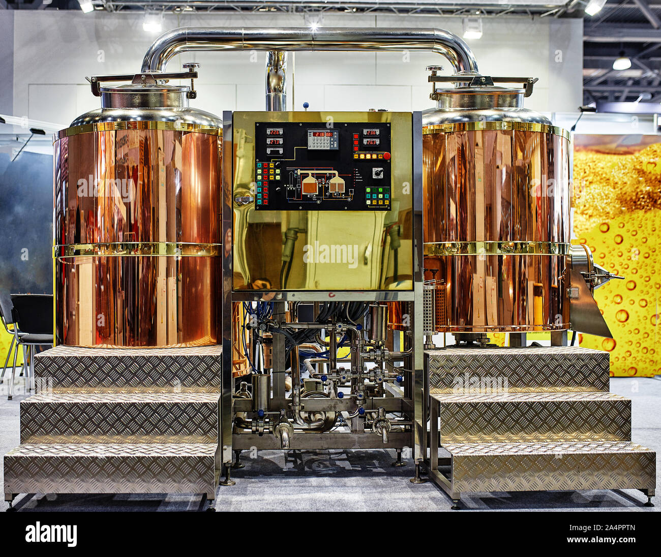 Beverage apparatus hi-res stock photography and images - Alamy