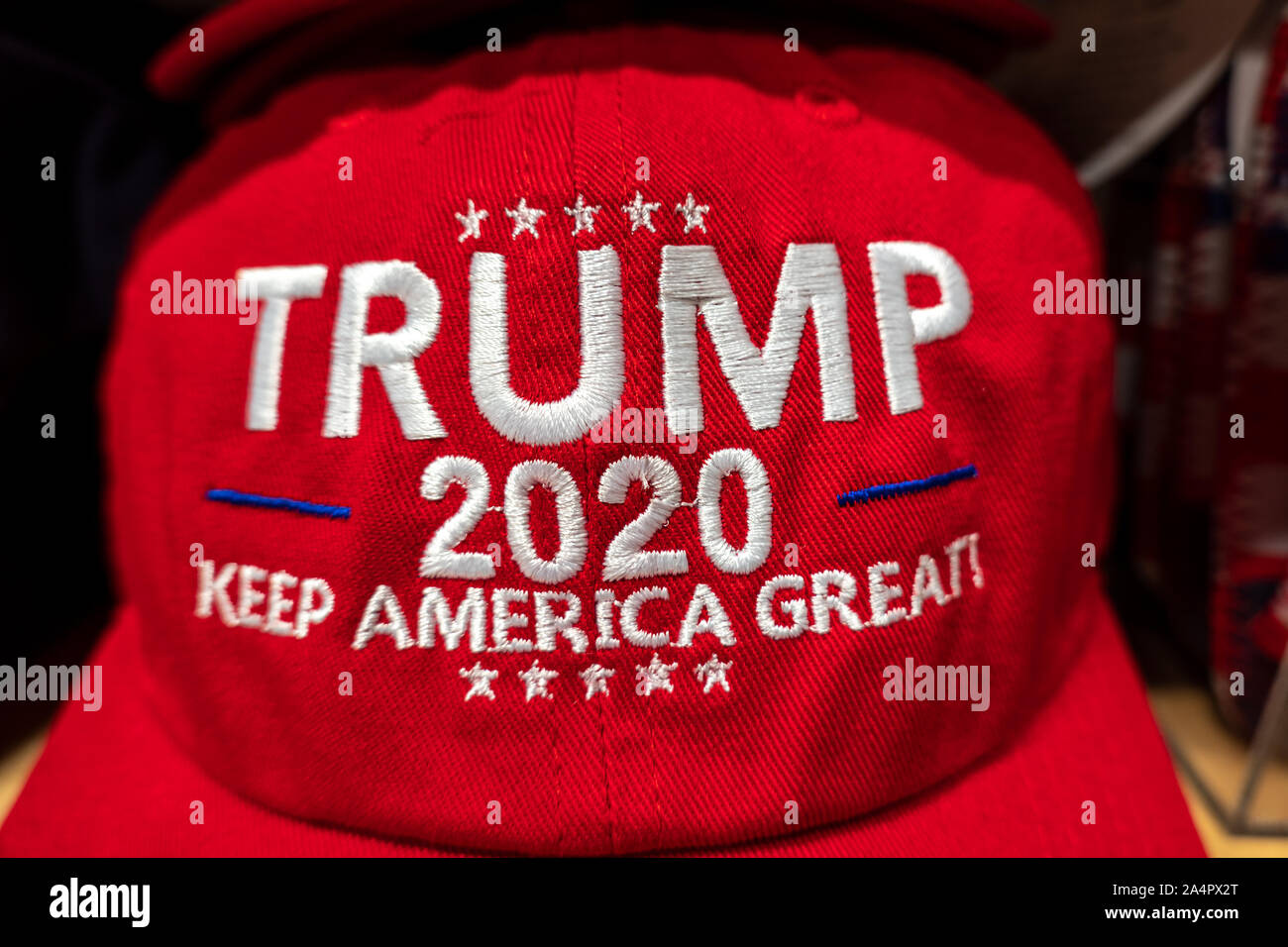 New hats, baseball caps for the Trump 2020 re-election campaign Keep America Great. Election campaign merchandise souvenirs for sale in Washington DC. Stock Photo