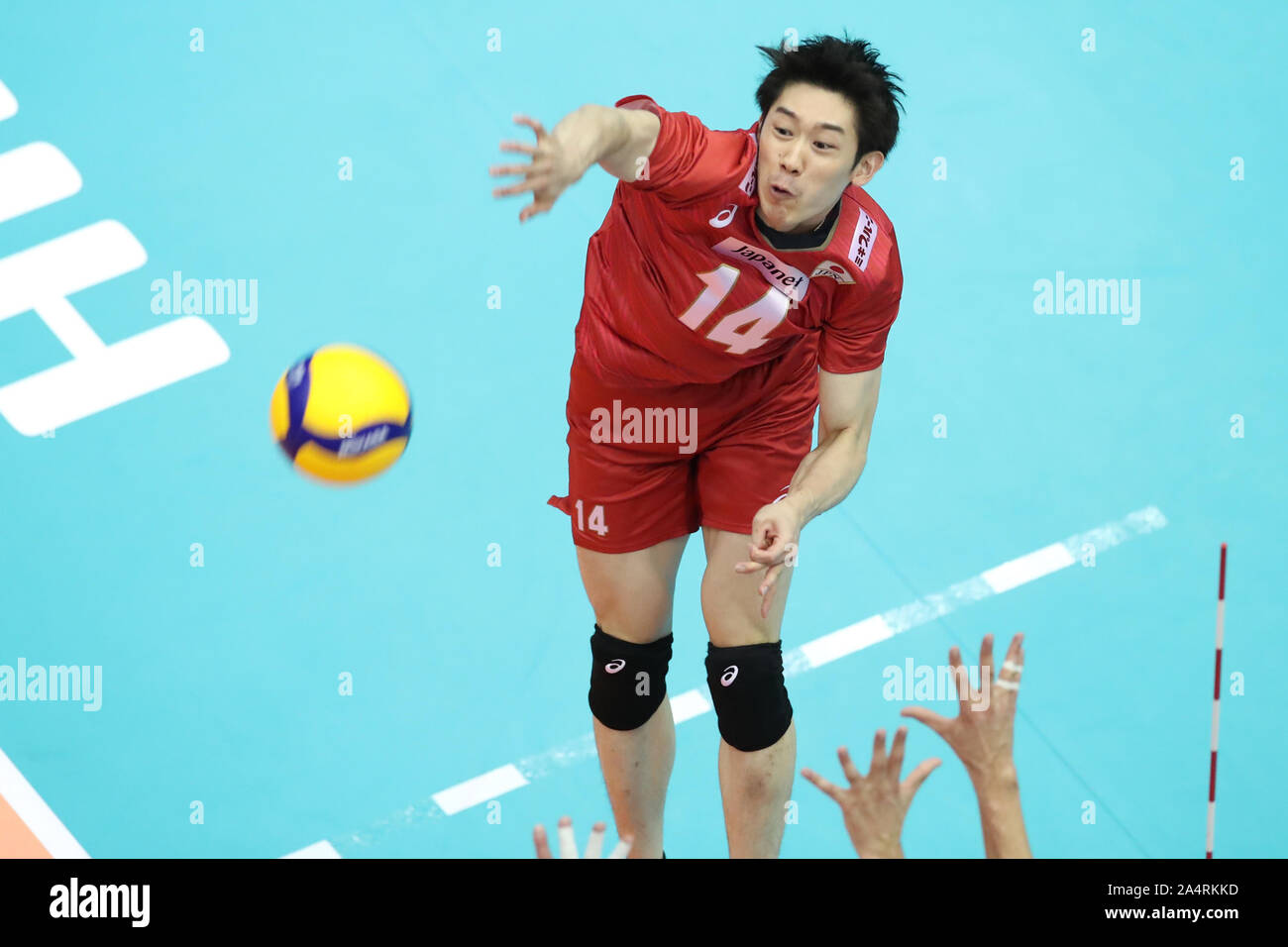 Hiroshima, Japan. 15th Oct, 2019. Yuki Ishikawa of Japan during the 2019 FIVB Volleyball Men's World Cup Third Round match between Japan and Canada at Hiroshima Green Arena in Hiroshima, Japan, October 15, 2019. Credit: Kiyoshi Sakamoto/AFLO/Alamy Live News Stock Photo