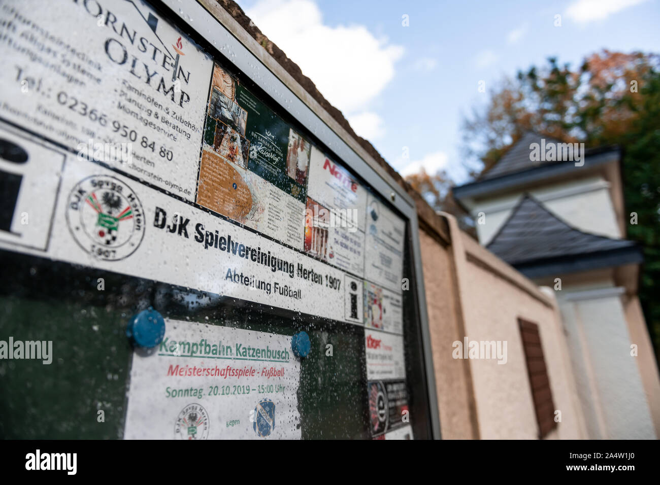 Recklinghausen, Germany. 16th Oct, 2019. The wall of the sports field  Katzenbruch of the DJK Spielvereinigung Herten 1907. The district  Recklinghausen has initiated a sports court case against three football  clubs. Players