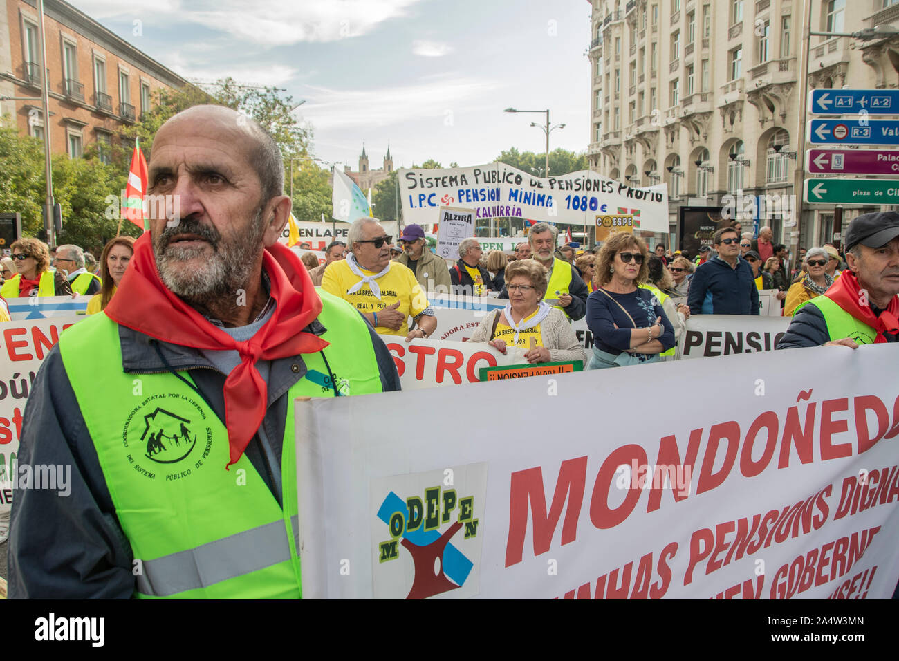 The demonstration of pensioners, convened by the State Coordinator for the Defense of the Public Pension System COESPE, has begun at 11.00 and has tra Stock Photo