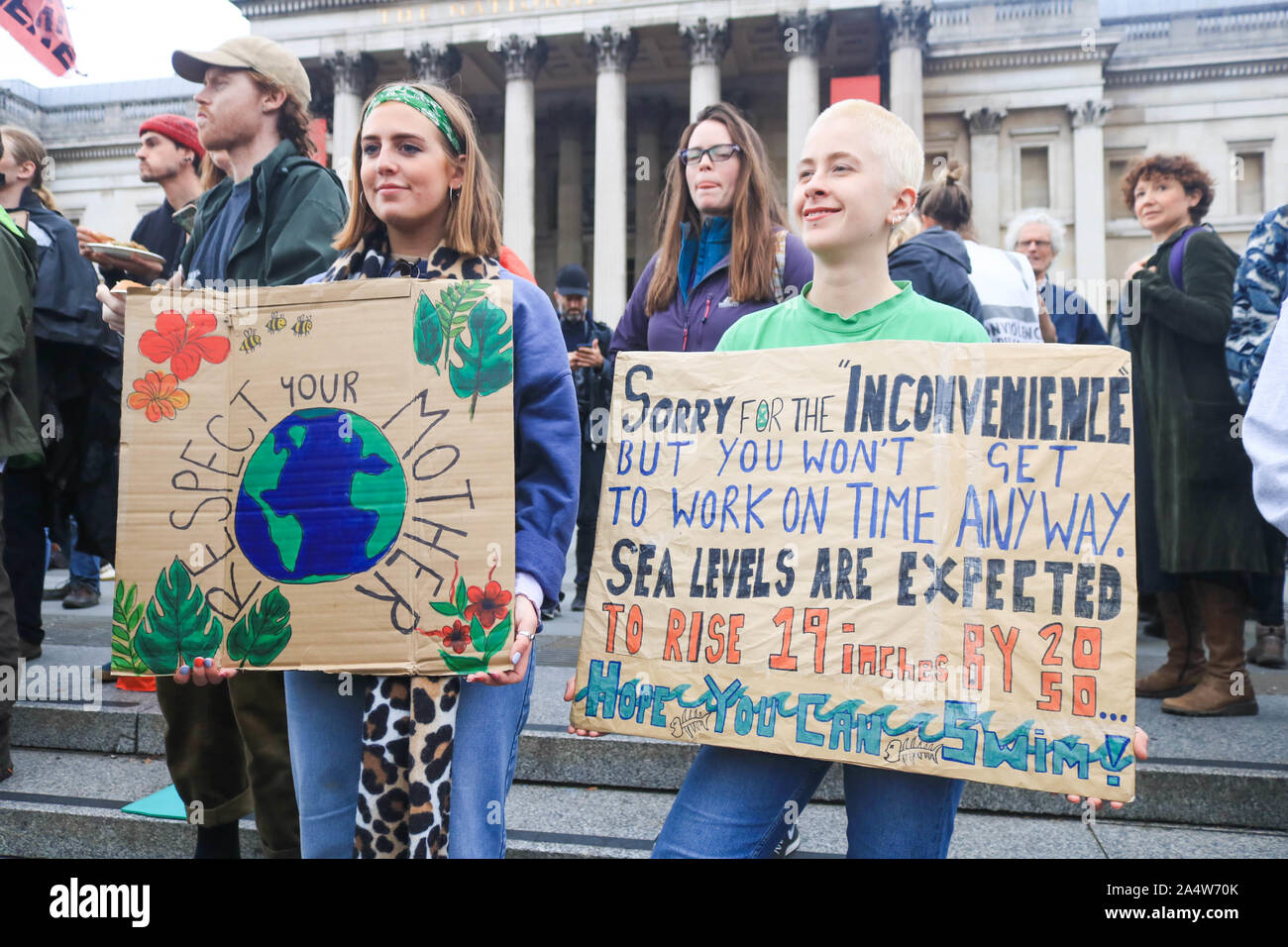 London, UK - 16 October 2019. Climate activists from Extinction rebellion stage a protest vigil in Trafalgar Square to demonstrate against section 14 of the public order act 1986 issued by the Police banning protests. Extinction Rebellion has sought a judicial review to challenge a London-wide protest ban in the High courts Credit: amer ghazzal/Alamy Live News Stock Photo