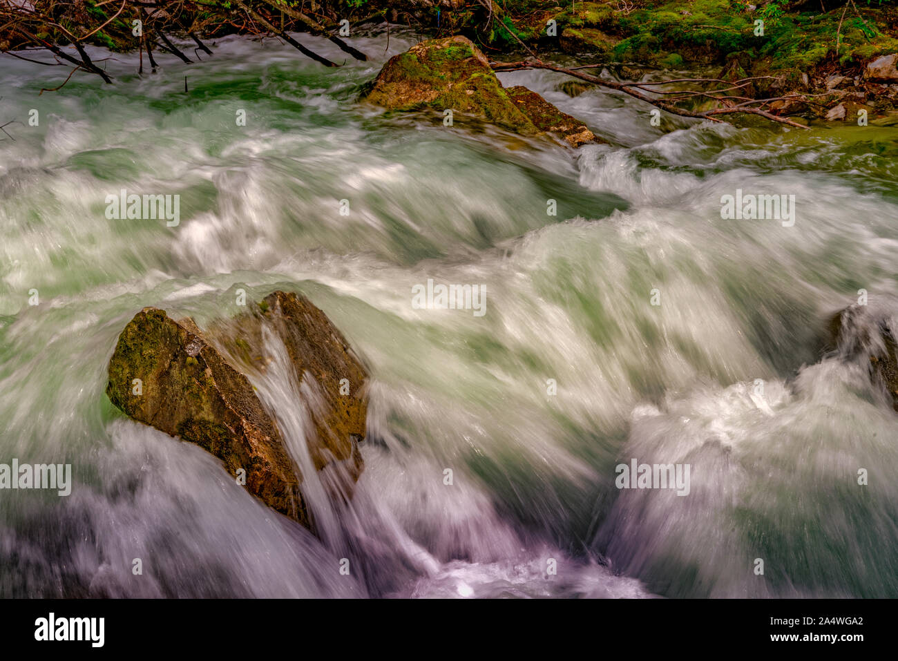 Rapid stream flow hi-res stock photography and images - Alamy