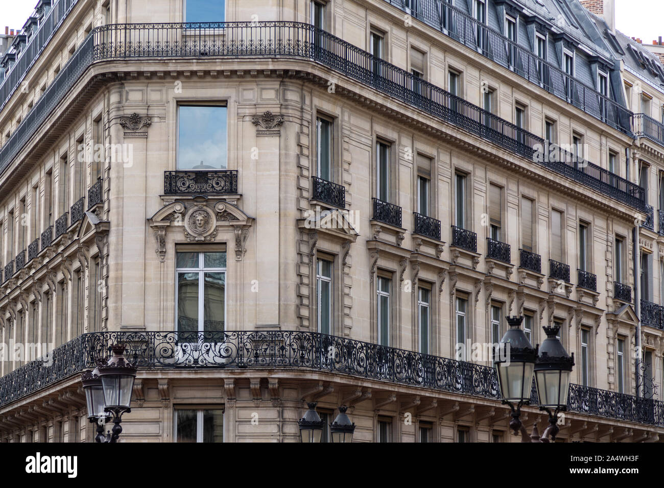 Street scenes in the old districts in Paris, France on August 5, 2019. Stock Photo