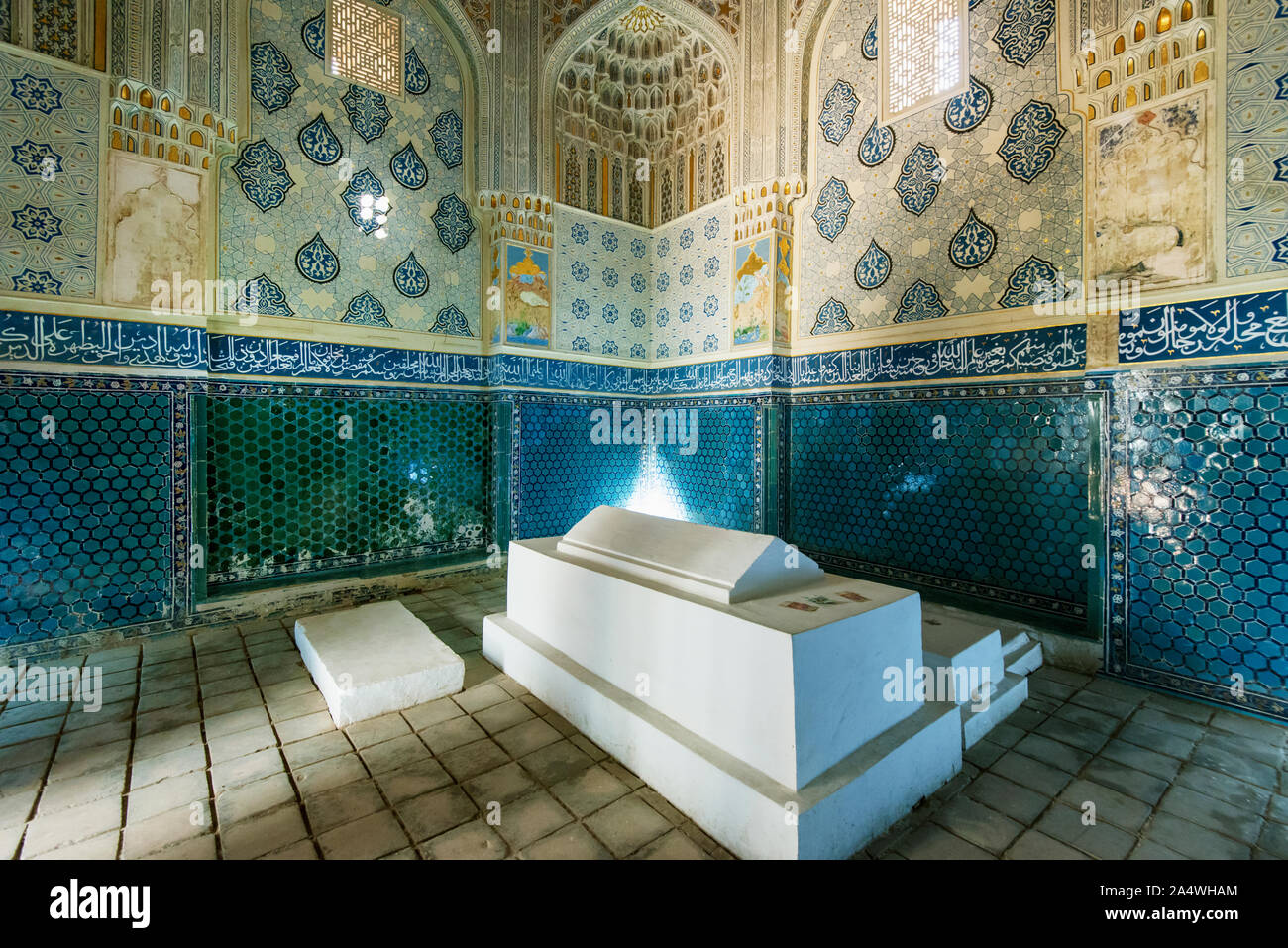 Shirin Beka Oka Mausoleum, built by Timur for his sister at the end of 14th century. The Shah-i-Zinda Ensemble includes mausoleums and other ritual bu Stock Photo