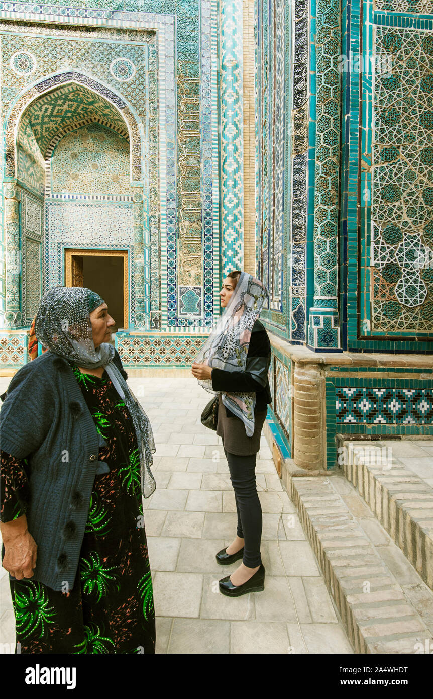 The Shah-i-Zinda Ensemble includes mausoleums and other ritual buildings of 9-14th and 19th centuries. A Unesco World Heritage Site, Samarkand. Uzbeki Stock Photo