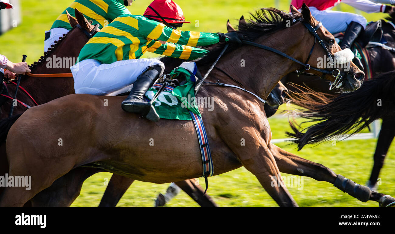 Jockey Position High Resolution Stock Photography And Images Alamy