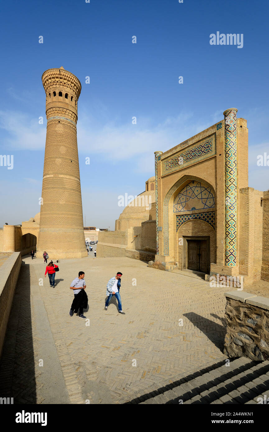 Kalon minaret. Bukhara, a UNESCO World Heritage Site. Uzbekistan Stock Photo