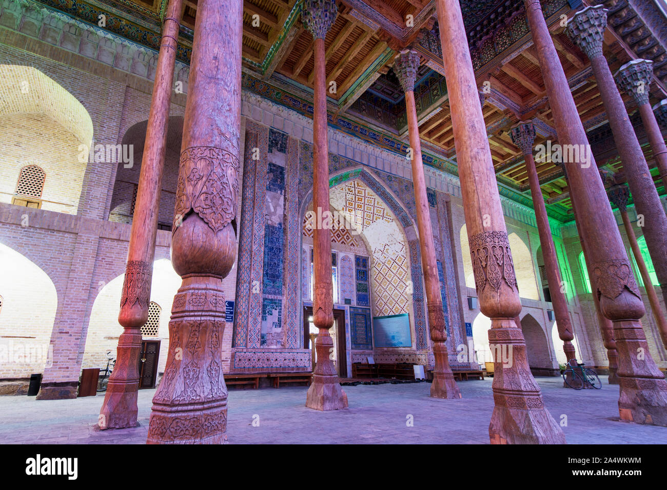 Bolo Hauz Mosque. Bukhara, a UNESCO World Heritage Site. Uzbekistan Stock Photo
