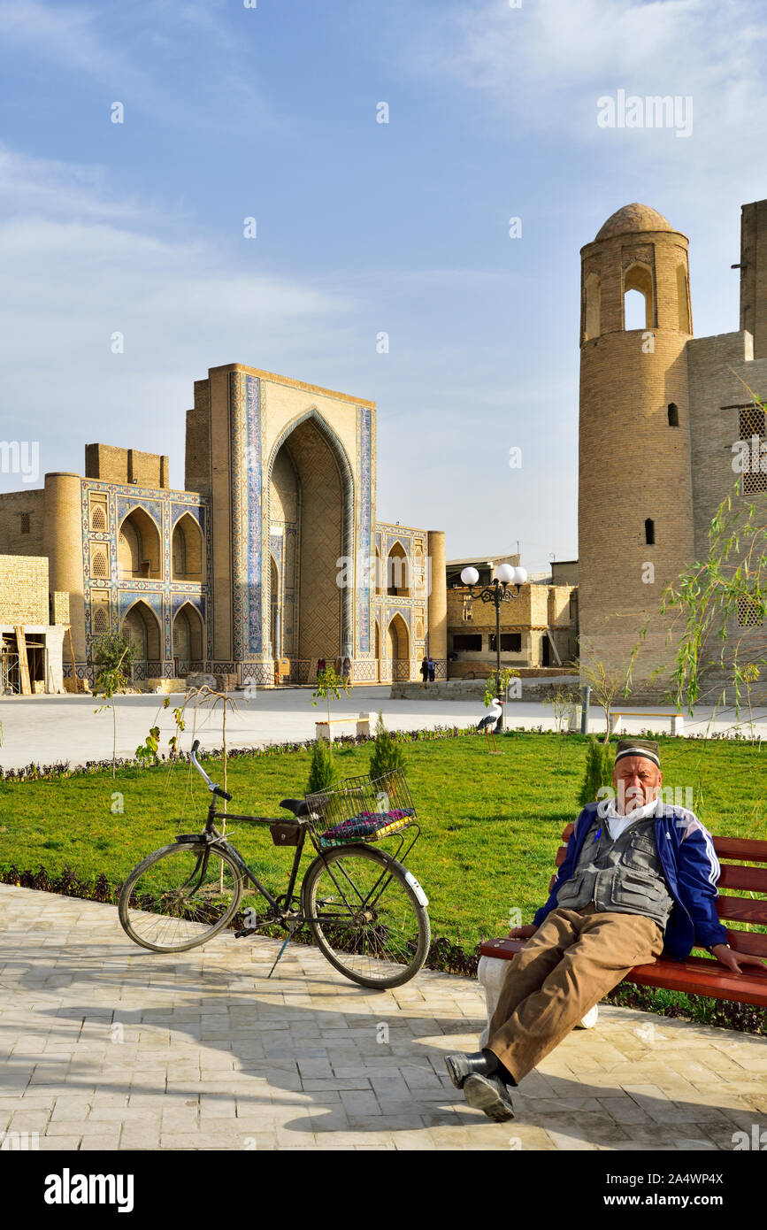 Ulugbek and Abdul Aziz Khan Madrassahs. Bukhara, a UNESCO World Heritage Site. Uzbekistan Stock Photo