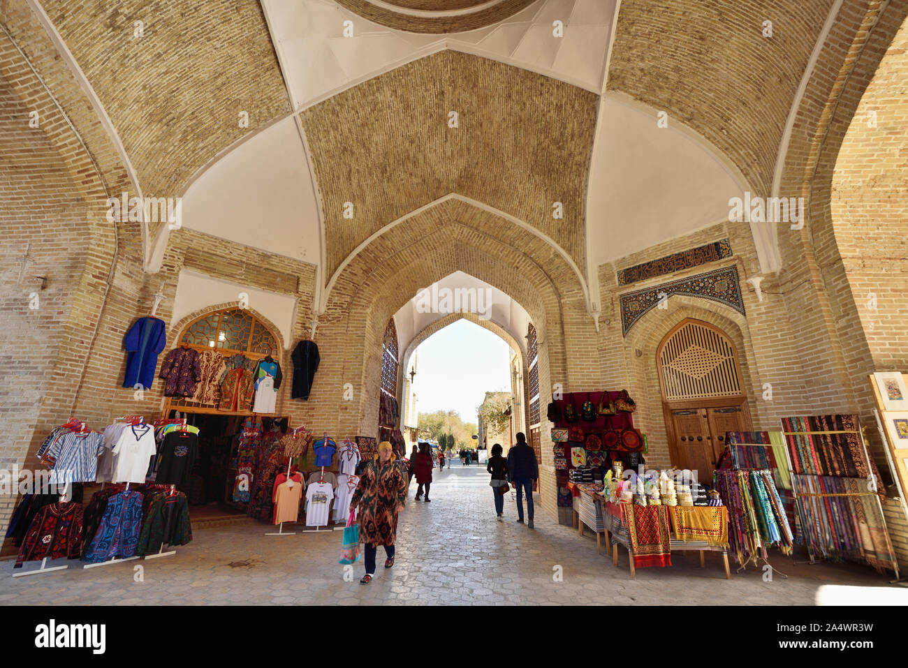 The domes inside Taki Telpak Furushon bazaar. Bukhara, a UNESCO World Heritage Site. Uzbekistan Stock Photo