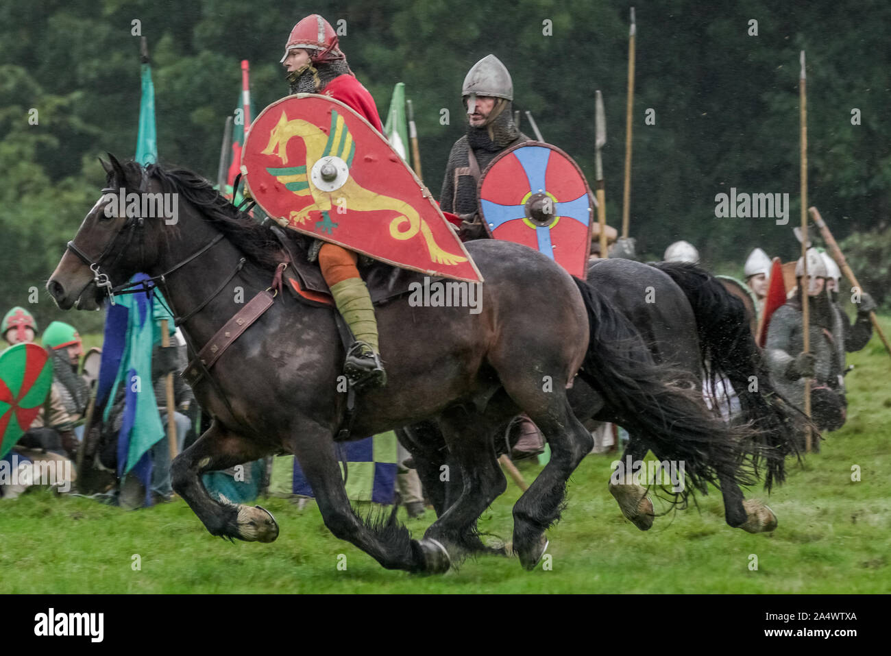 Battle of Hastings historic re-enactment at the site of the original 1066 battle between the armies of William II of Normandy and King Harold. Stock Photo