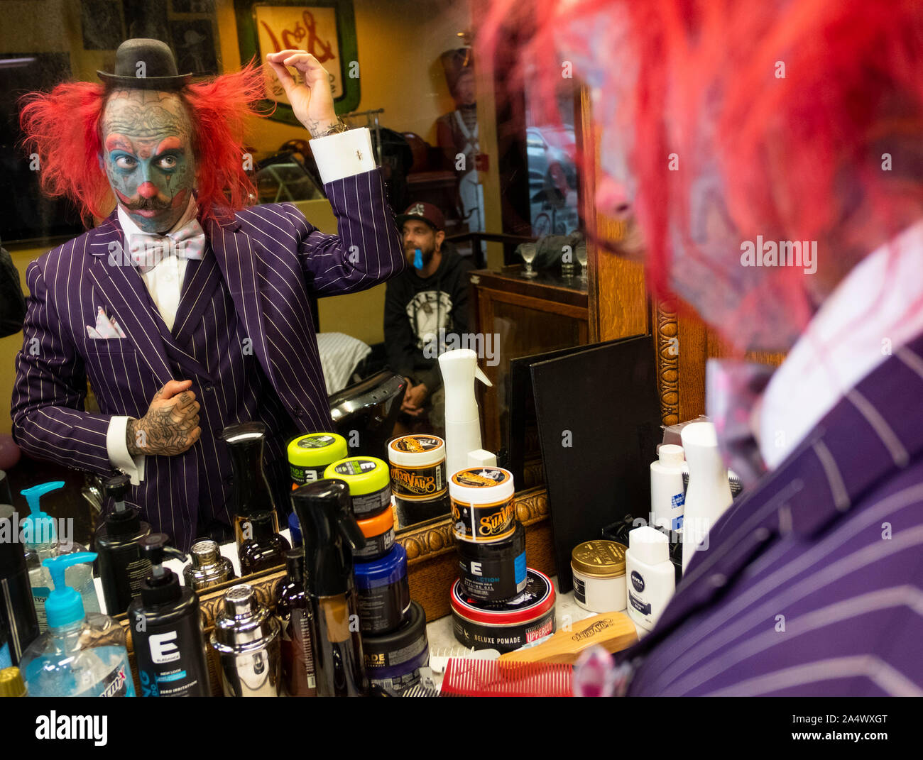 Richie the Barber, Los Angeles, California, USA Stock Photo - Alamy