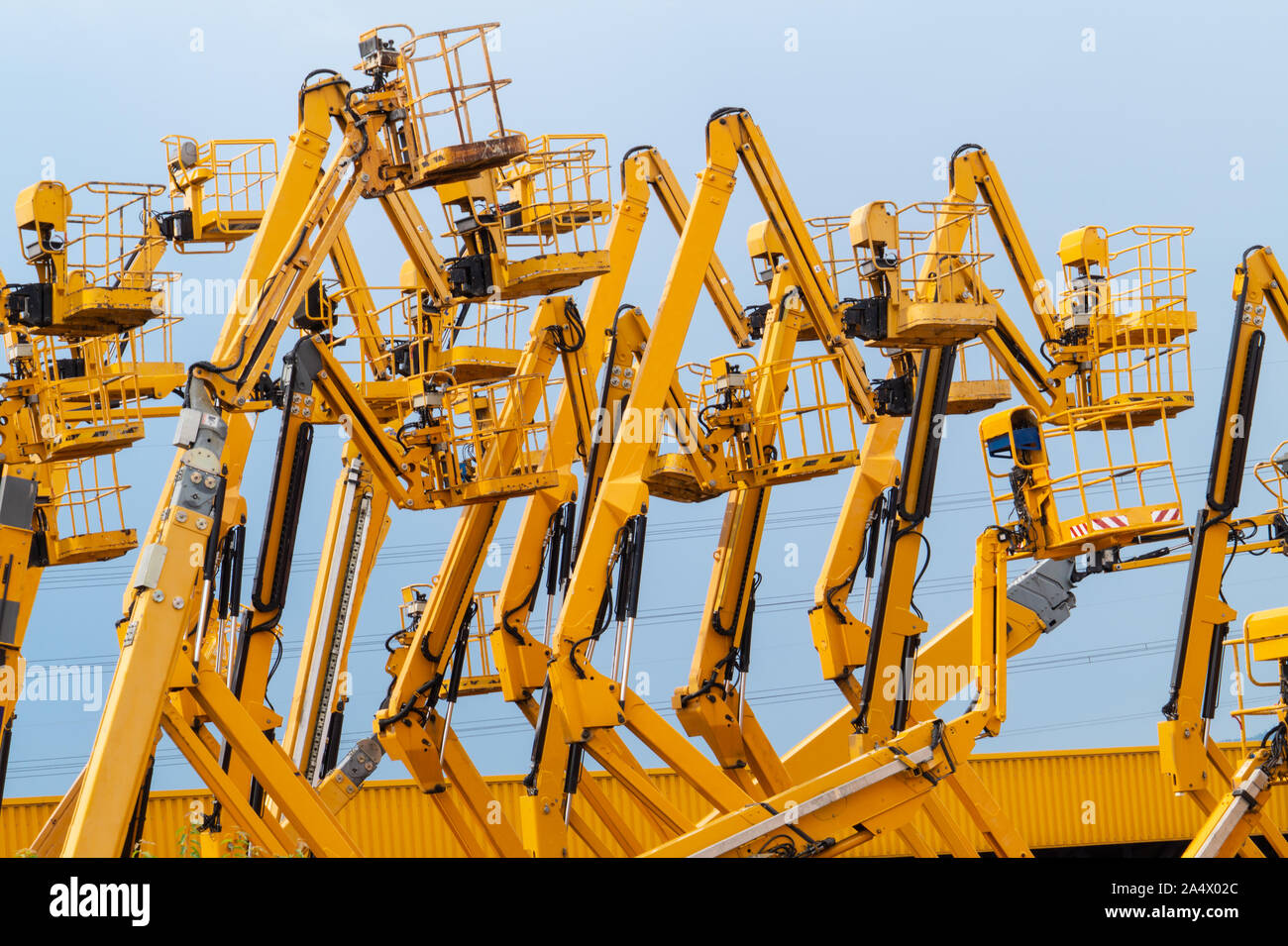 Articulating lifts hi-res stock photography and images - Alamy