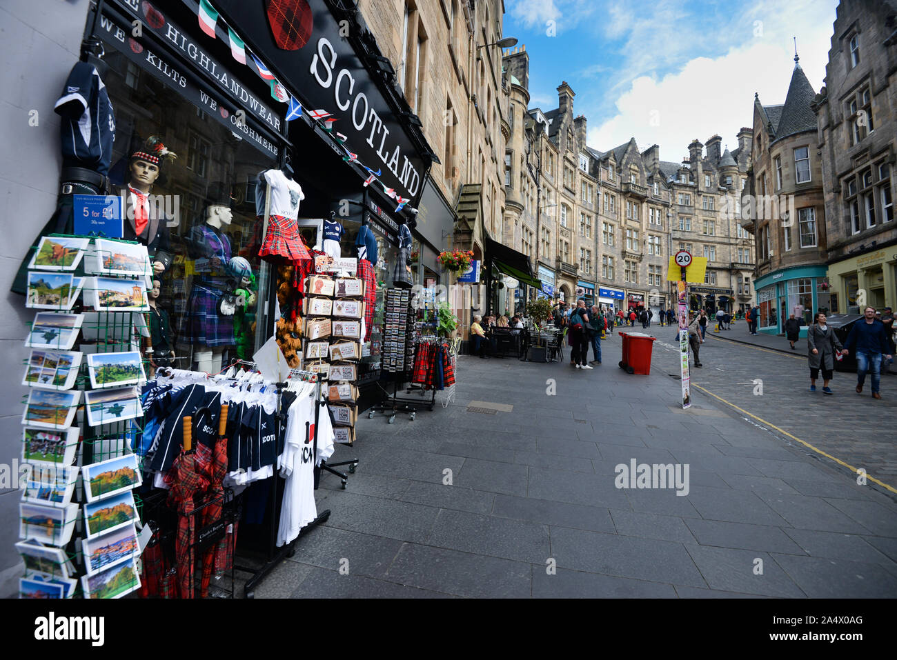Scotforth Shops 'Scotland Shop' on Edinburgh's Cockburn Street Stock Photo - Alamy