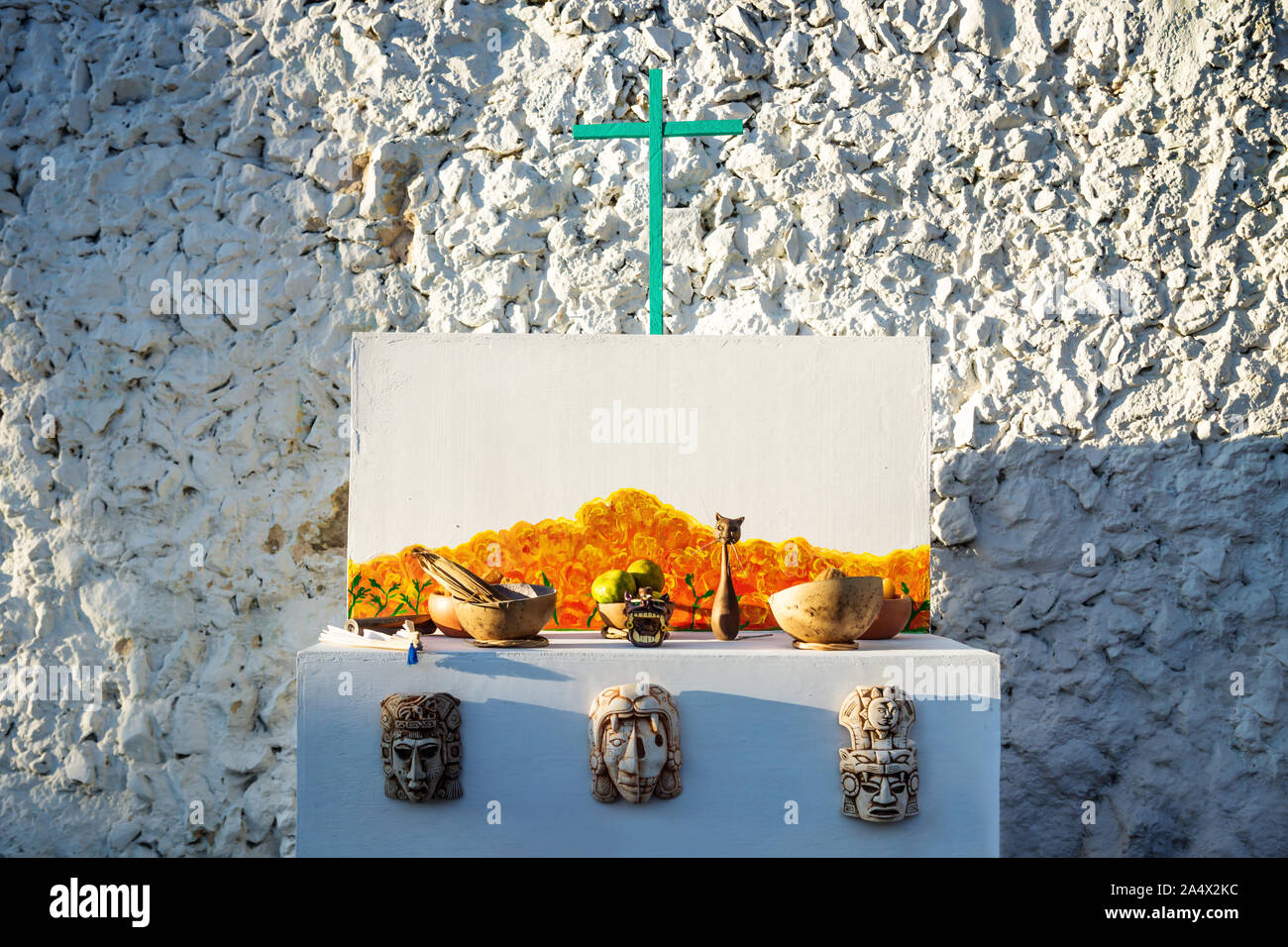 Download Mexican Mask High Resolution Stock Photography And Images Alamy PSD Mockup Templates