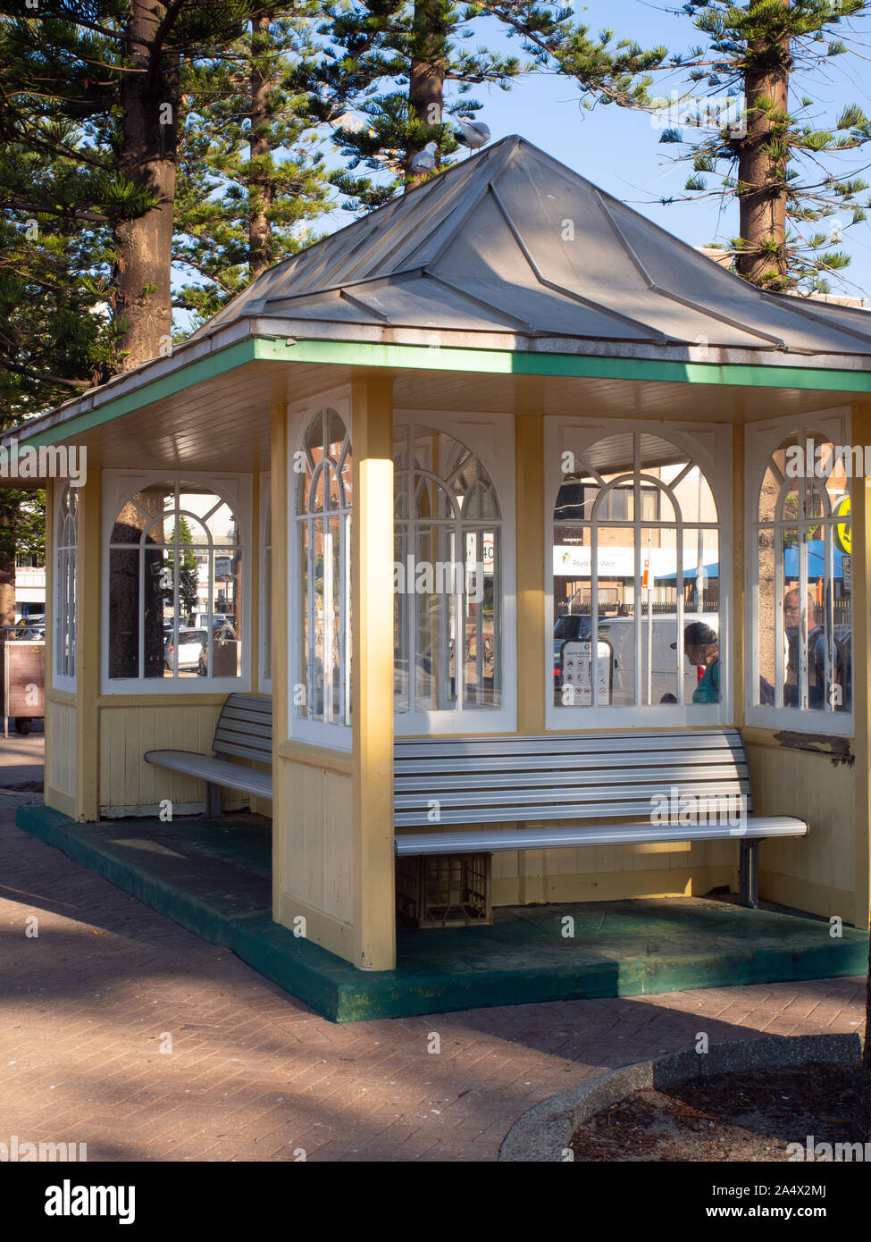 Sydney Bus Shelter High Resolution Stock Photography and Images - Alamy