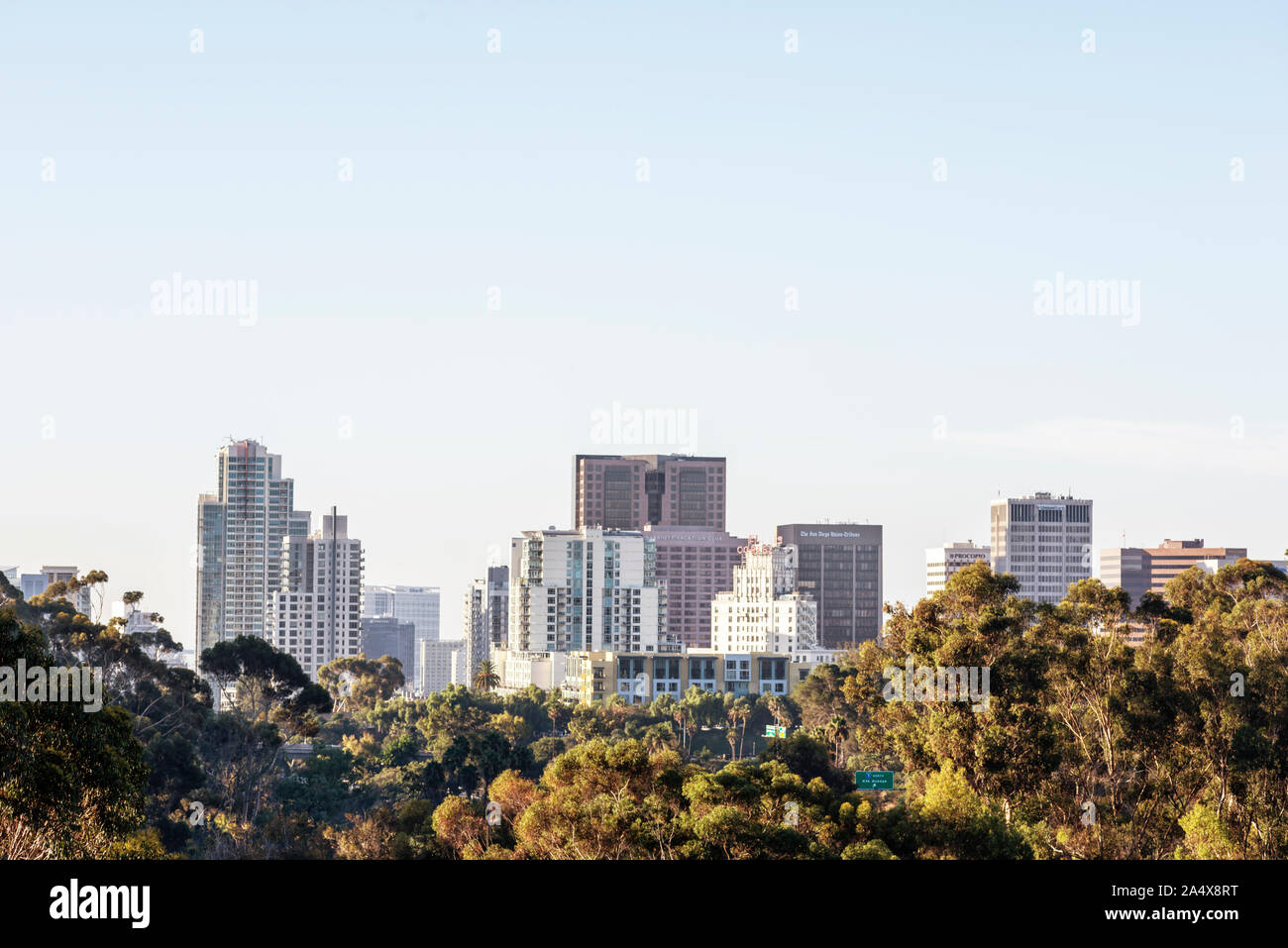 San diego skyline day hi-res stock photography and images - Alamy