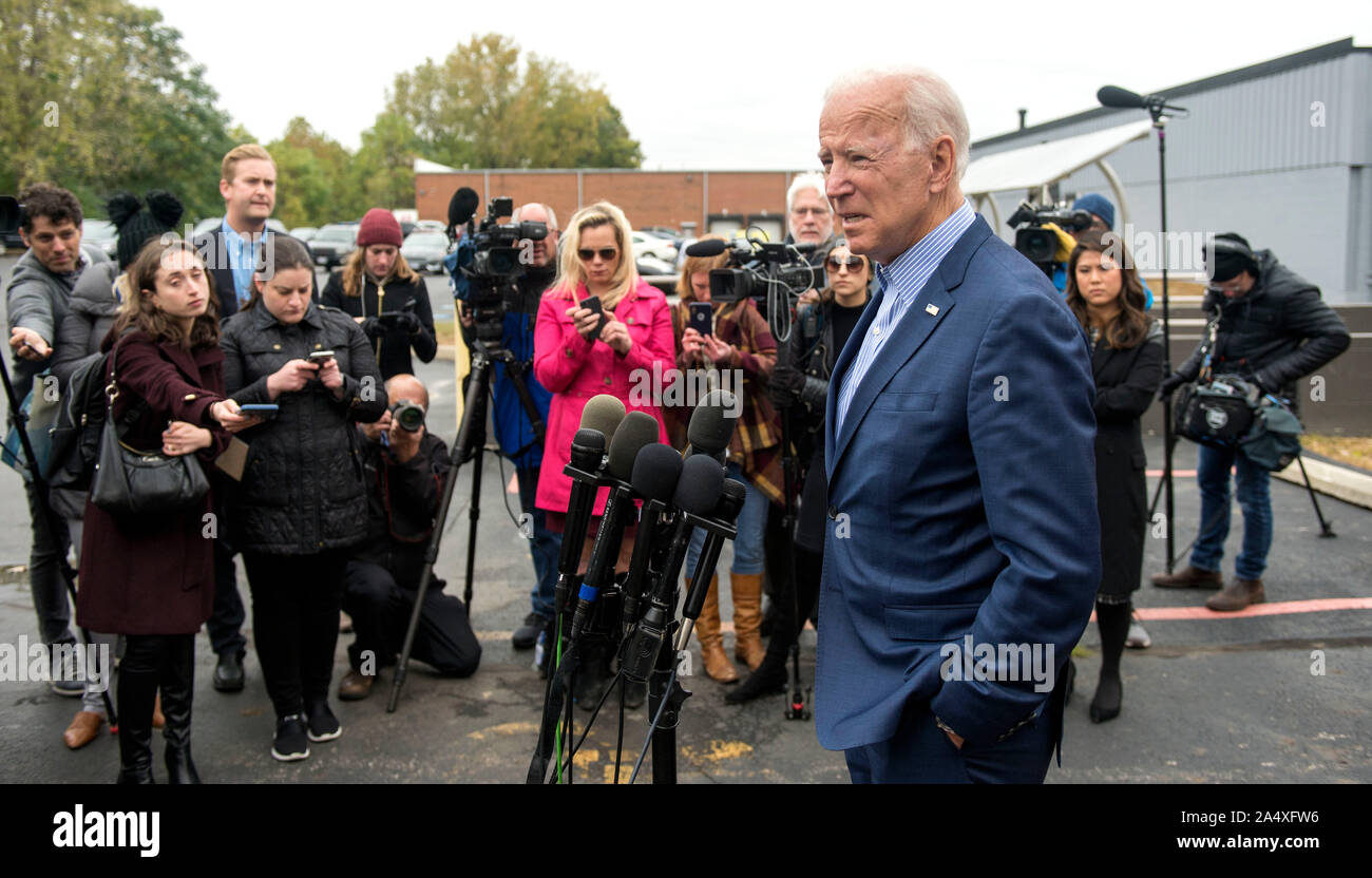 Columbus Ohio USA 16th Oct 2019 JOE BIDEN Holds A Press Avail 