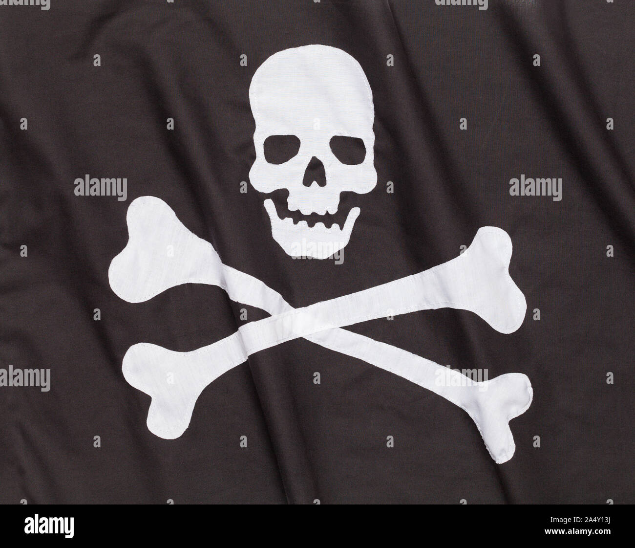 5/' x 3/' Iron Cross with Three Skulls Flag Black Skull Face Banner