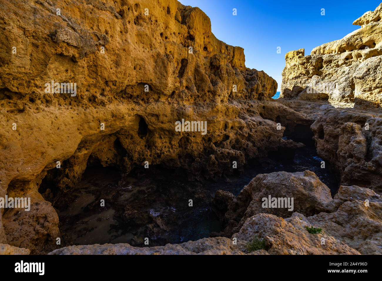 Cliffs and spectacular rock formations at Algar Seco, Carvoeiro, Algarve, Portugal Stock Photo