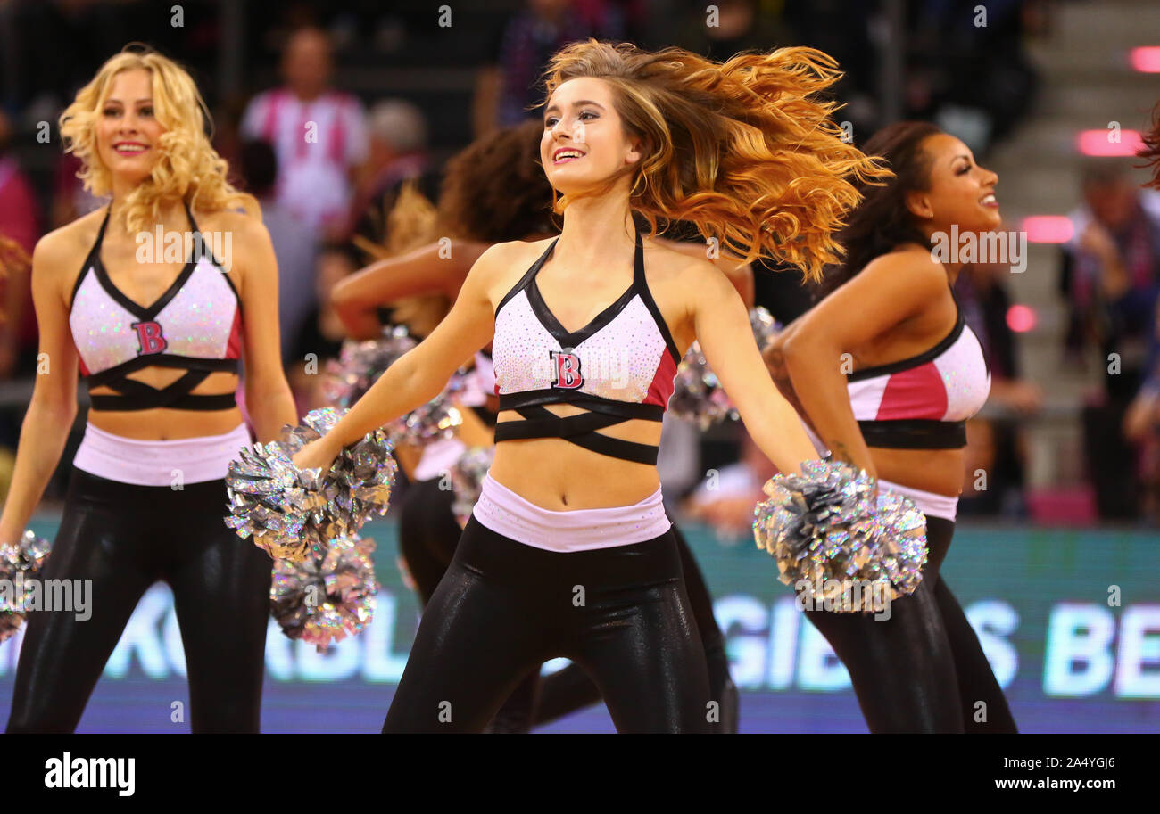 Cheerleader hires stock photography and images Alamy