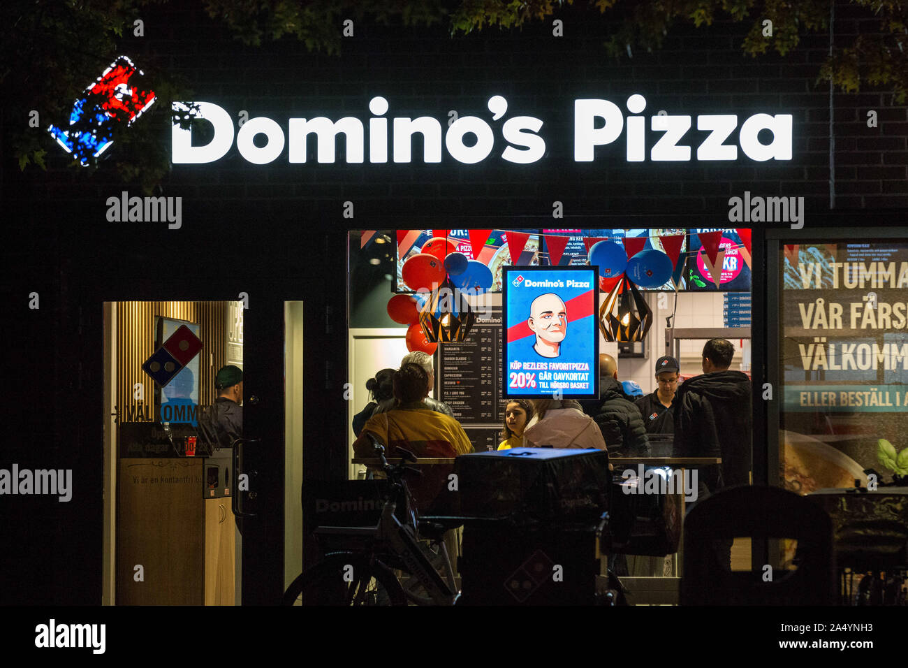 Pizza pizza restaurant seen in hi-res stock photography and images
