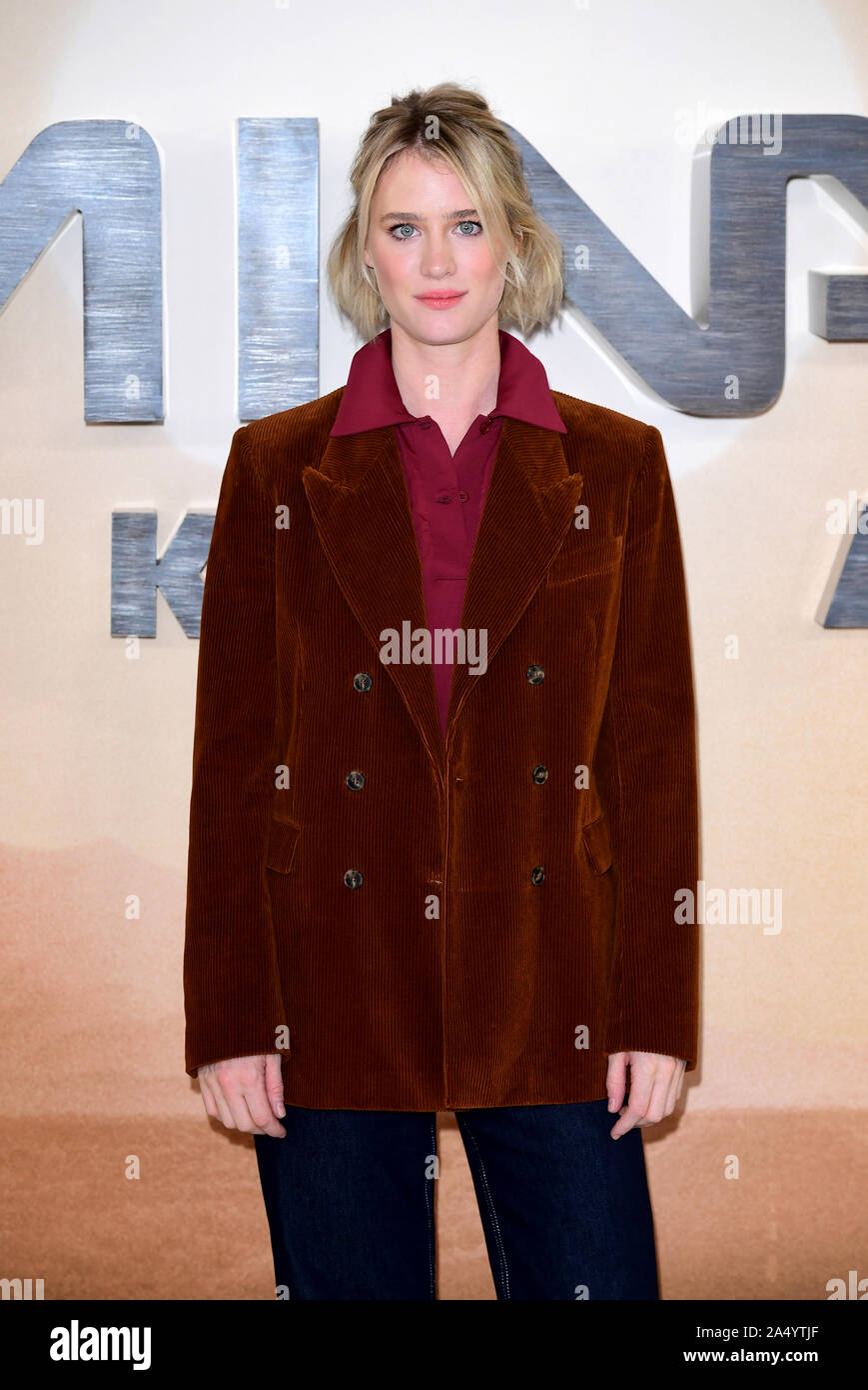 Mackenzie Davis Arriving For The Terminator Dark Fate Photocall Held At The Mandarin Oriental Hotel London Stock Photo Alamy