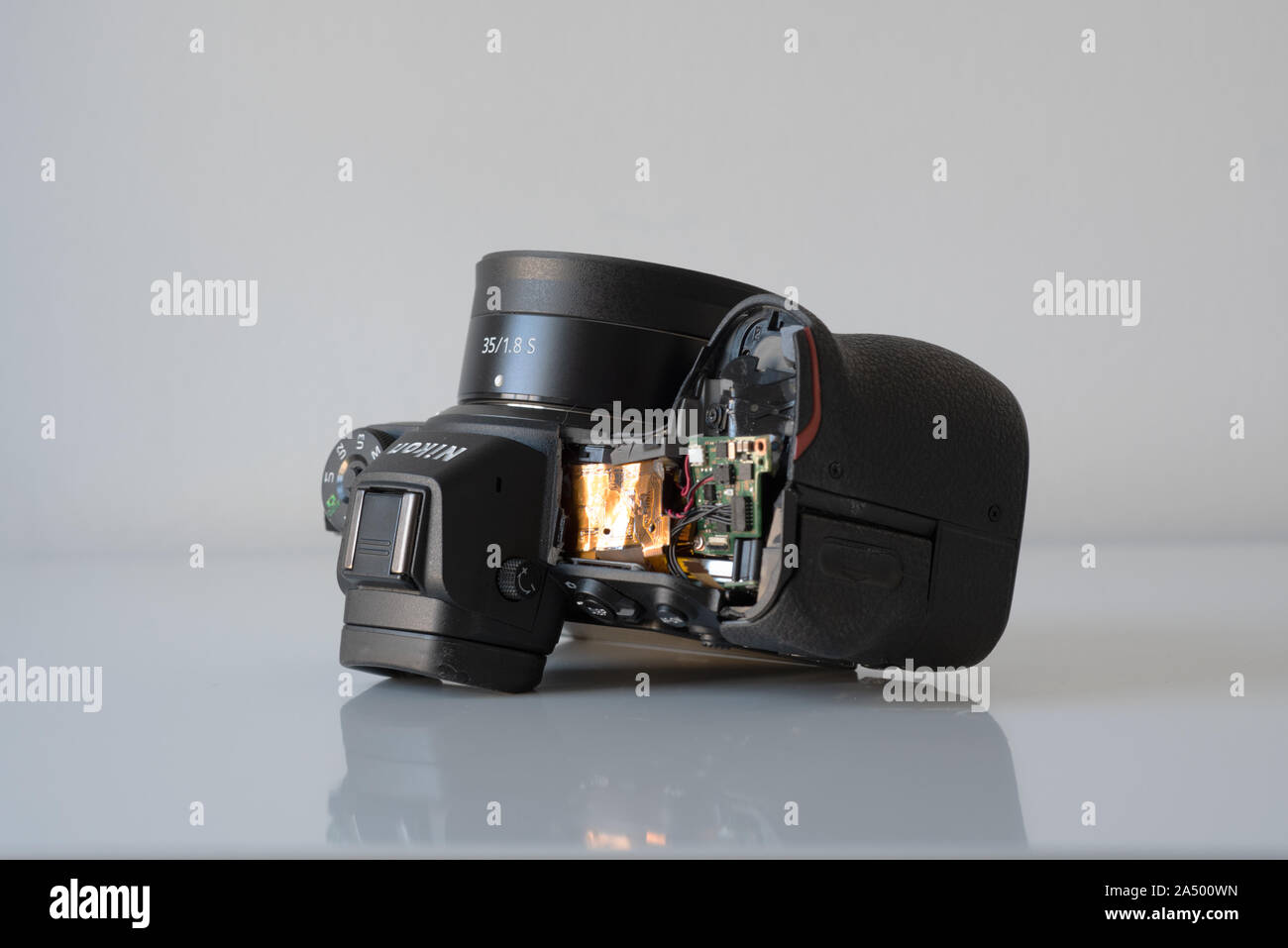 London, United Kingdom - October 17, 2019: A broken Nikon Z6 camera, one of the Japanese electronics company's flagship mirrorless cameras. Stock Photo