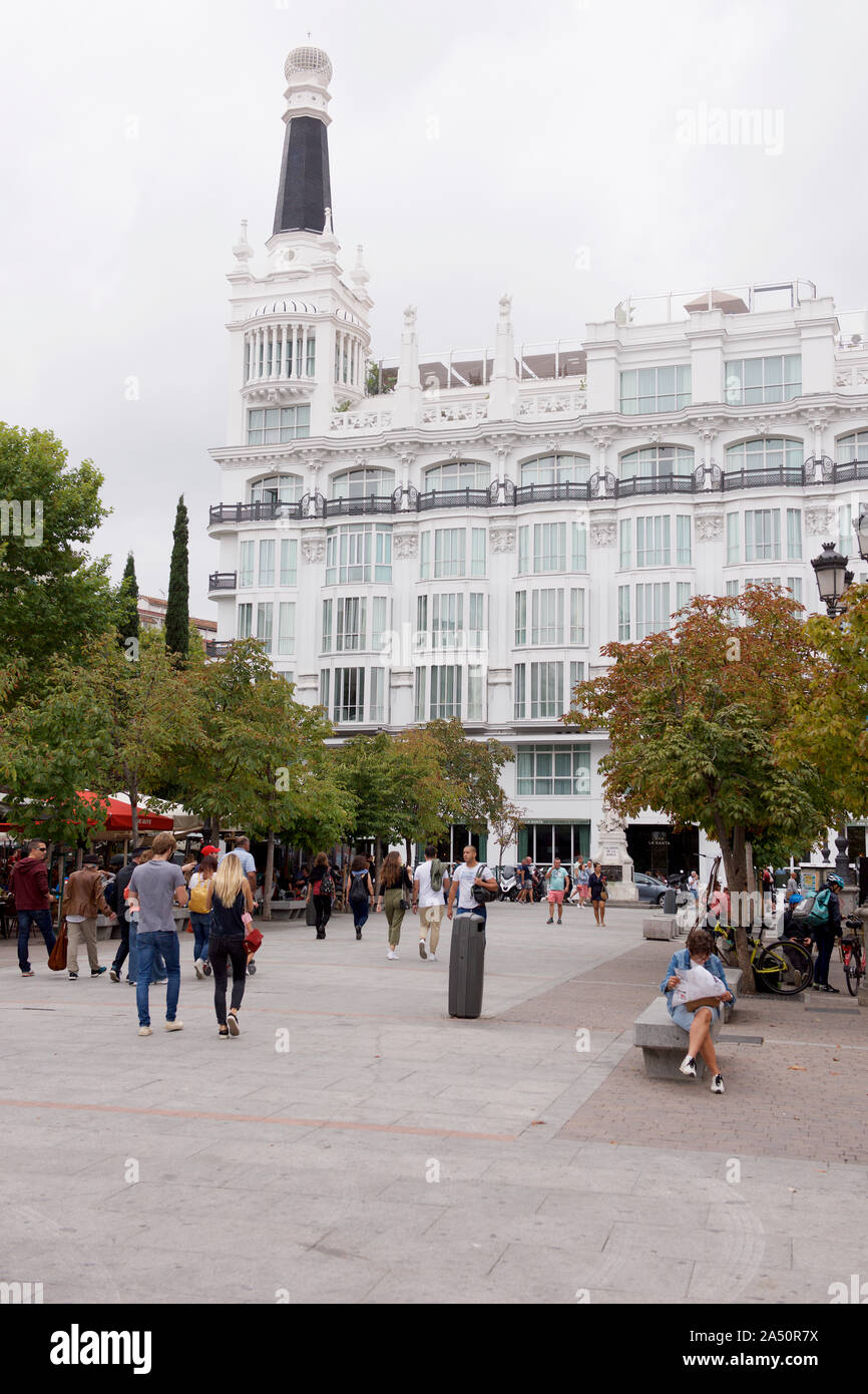 Plaza de Santa Ana in Madrid. Spain Stock Photo - Alamy