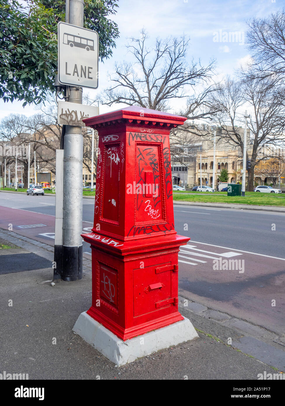 Red pillar box hires stock photography and images Alamy