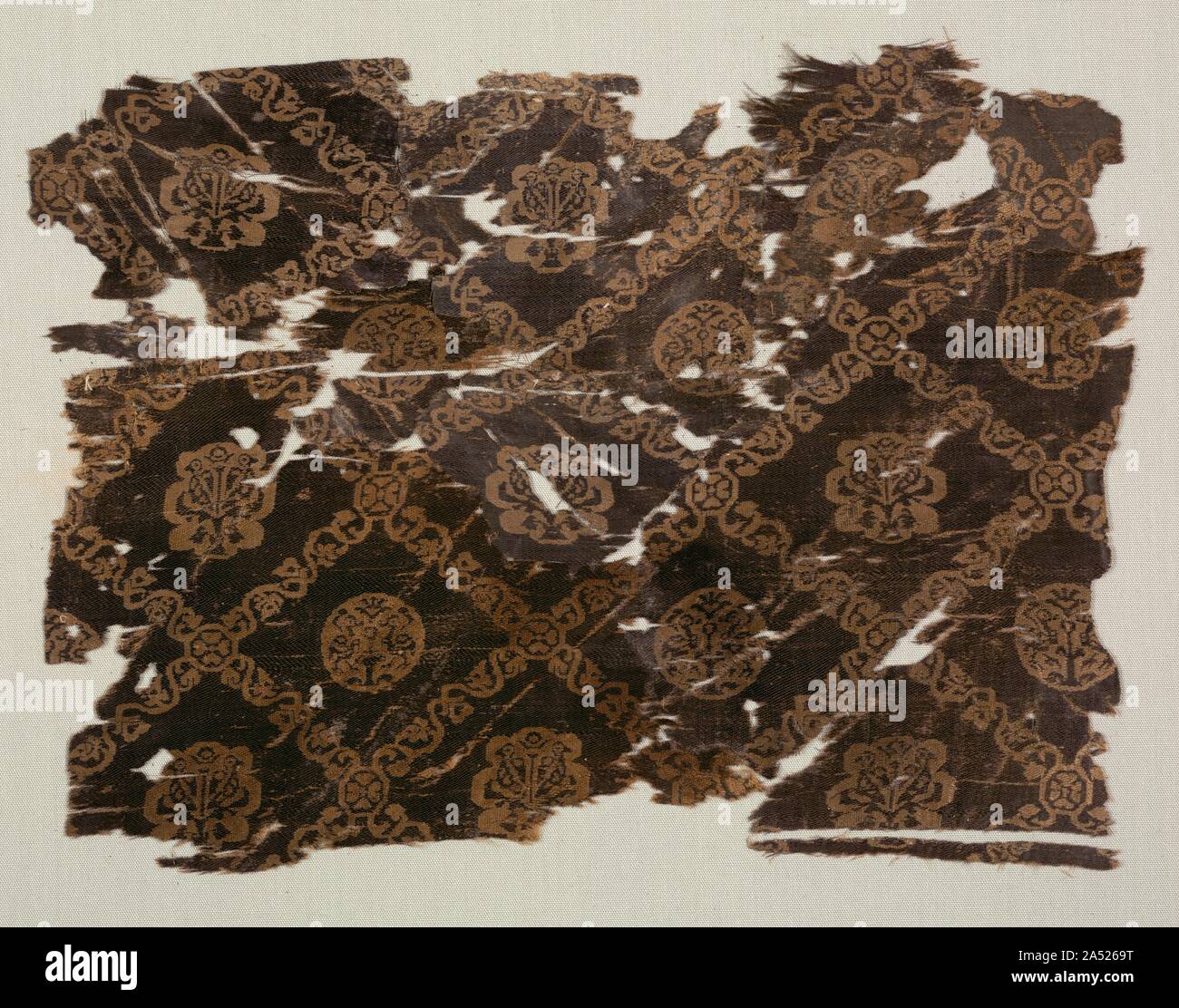 Expensive silks hires stock photography and images Alamy