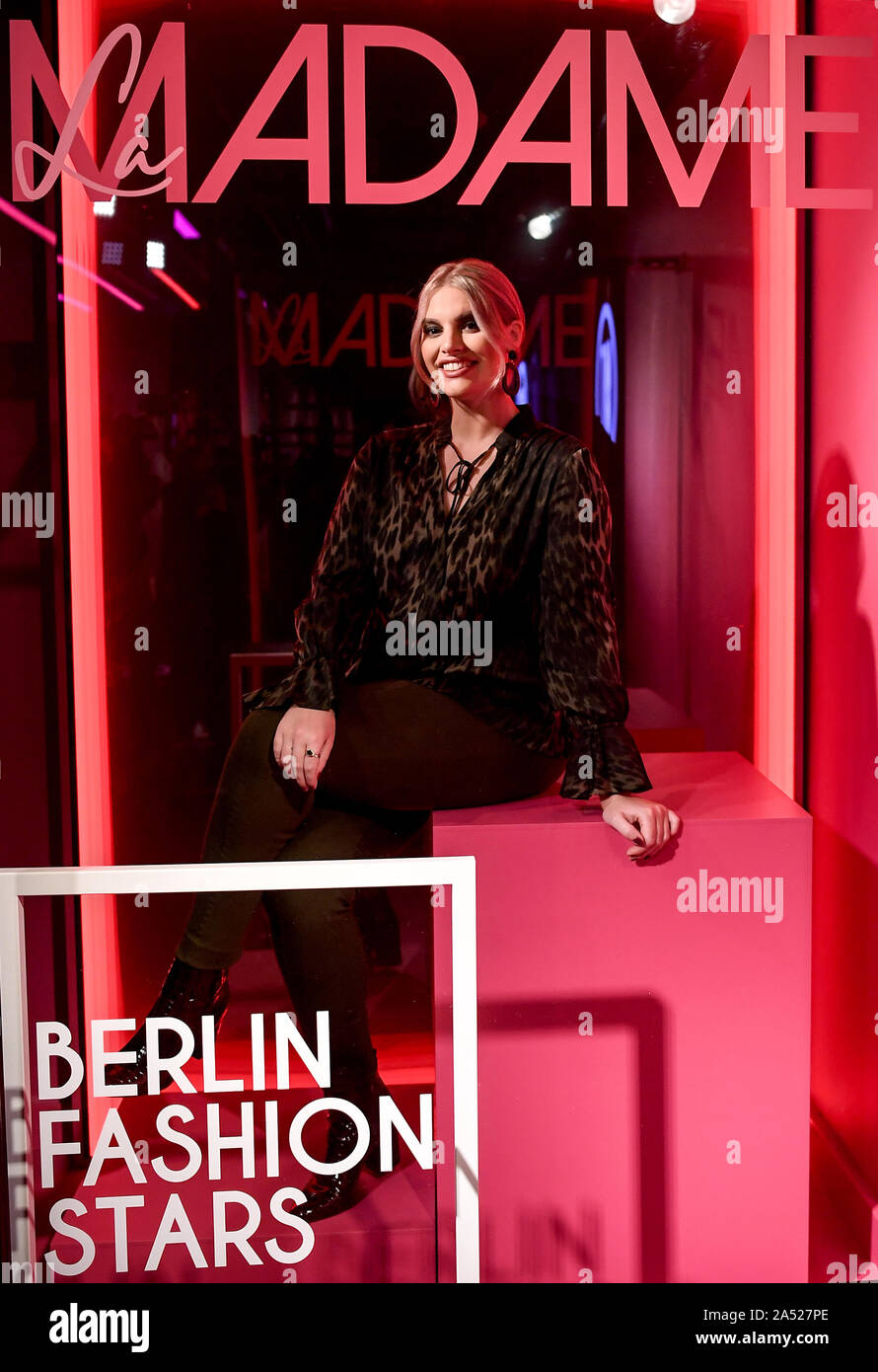 17 October 2019, Berlin: Plus-size model and presenter Angelina Kirsch at  the opening of the new fashion section at Madame Tussauds Berlin. Photo:  Britta Pedersen/dpa-Zentralbild/dpa Stock Photo - Alamy
