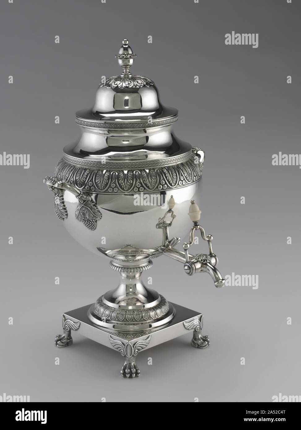 https://c8.alamy.com/comp/2A52C4T/tea-urn-1811-1825-2A52C4T.jpg