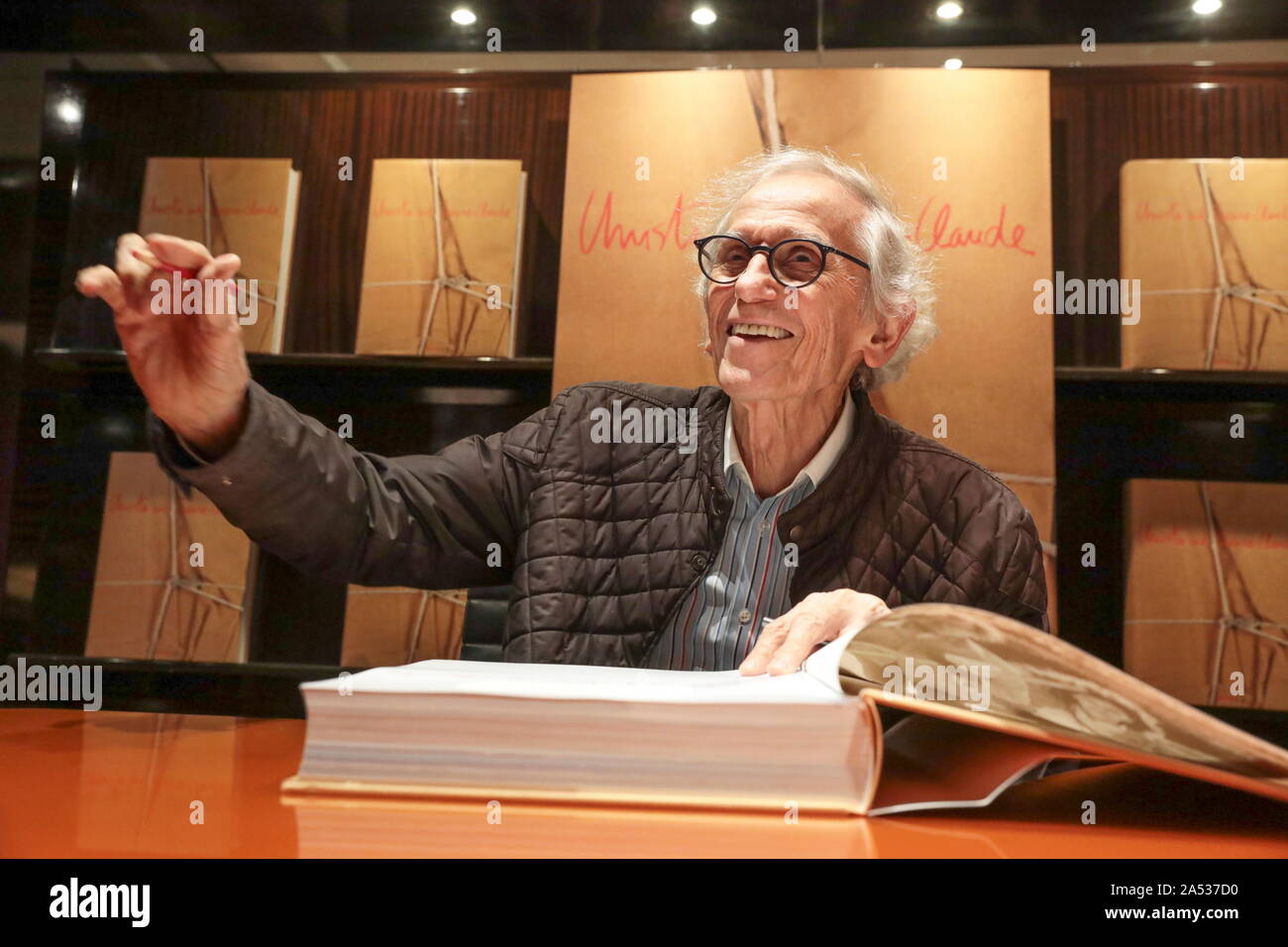 BOOK SIGNING WITH CHRISTO TASCHEN PARIS Stock Photo